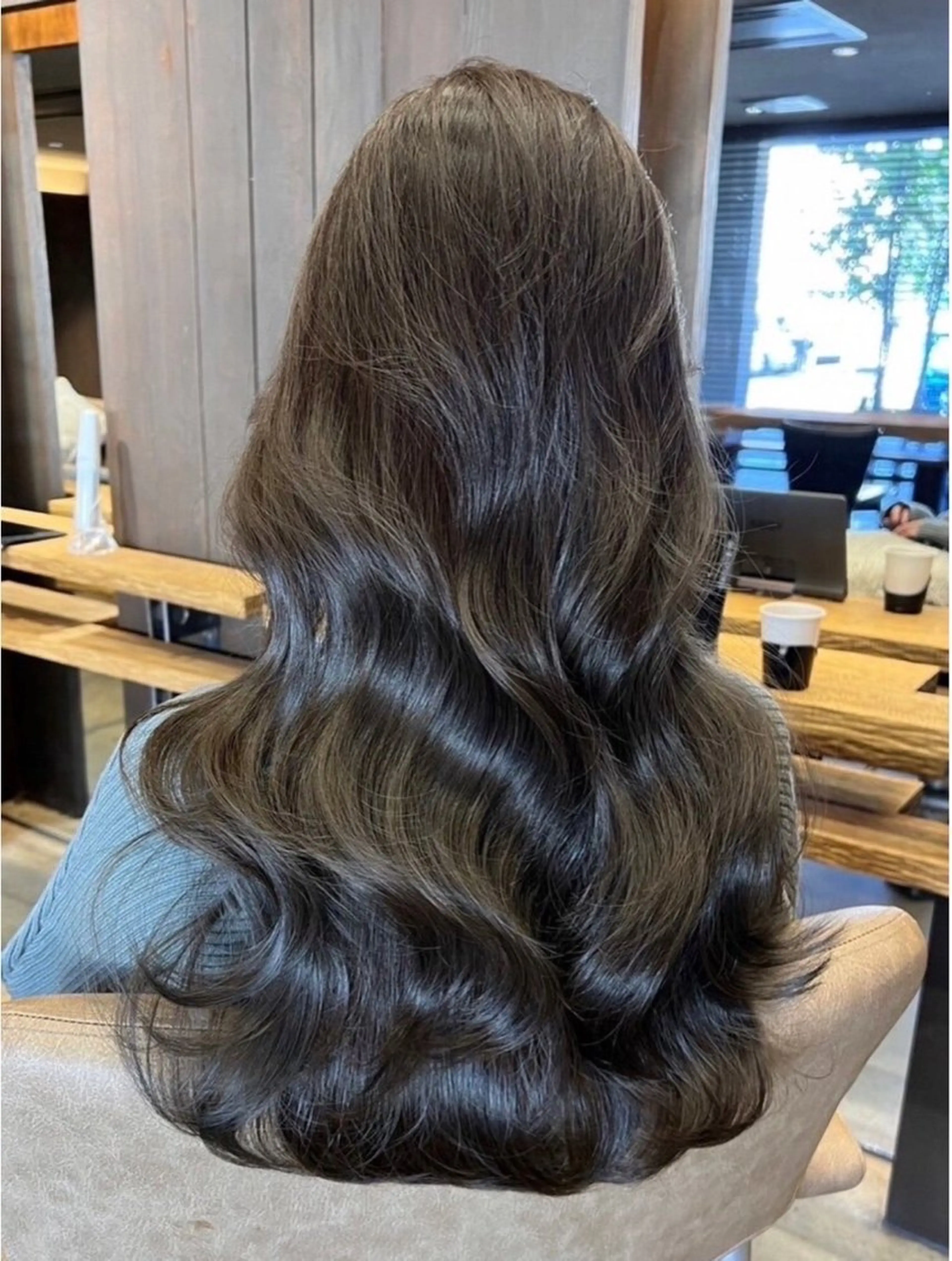 ロング カラー 透明感カラー🤎 中川智帆のヘアスタイル