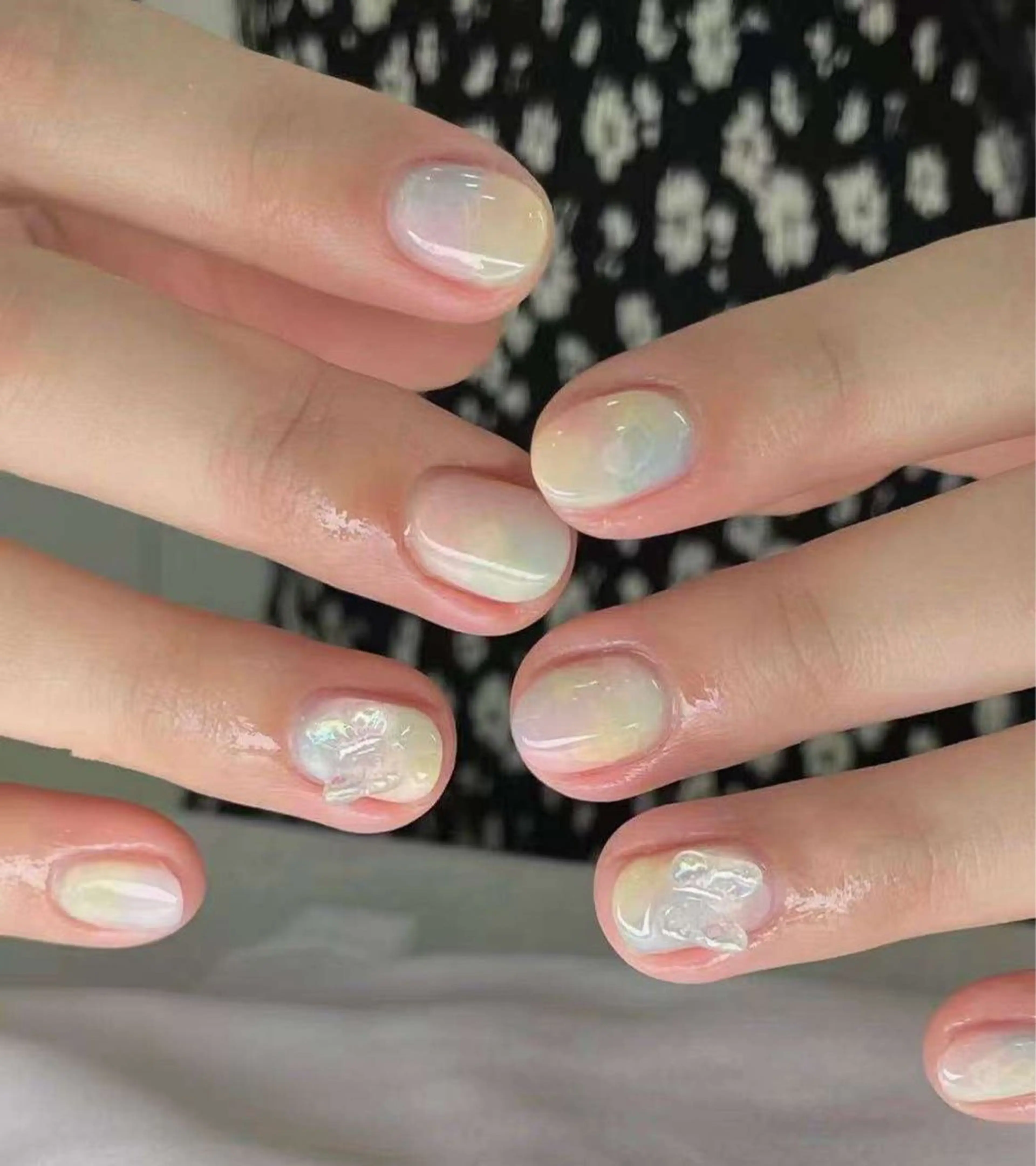 ネイル オーロラネイル フラワーネイル フットネイル フレンチネイル ジェルネイル ハンドネイル 相沢 さやかのネイルデザイン