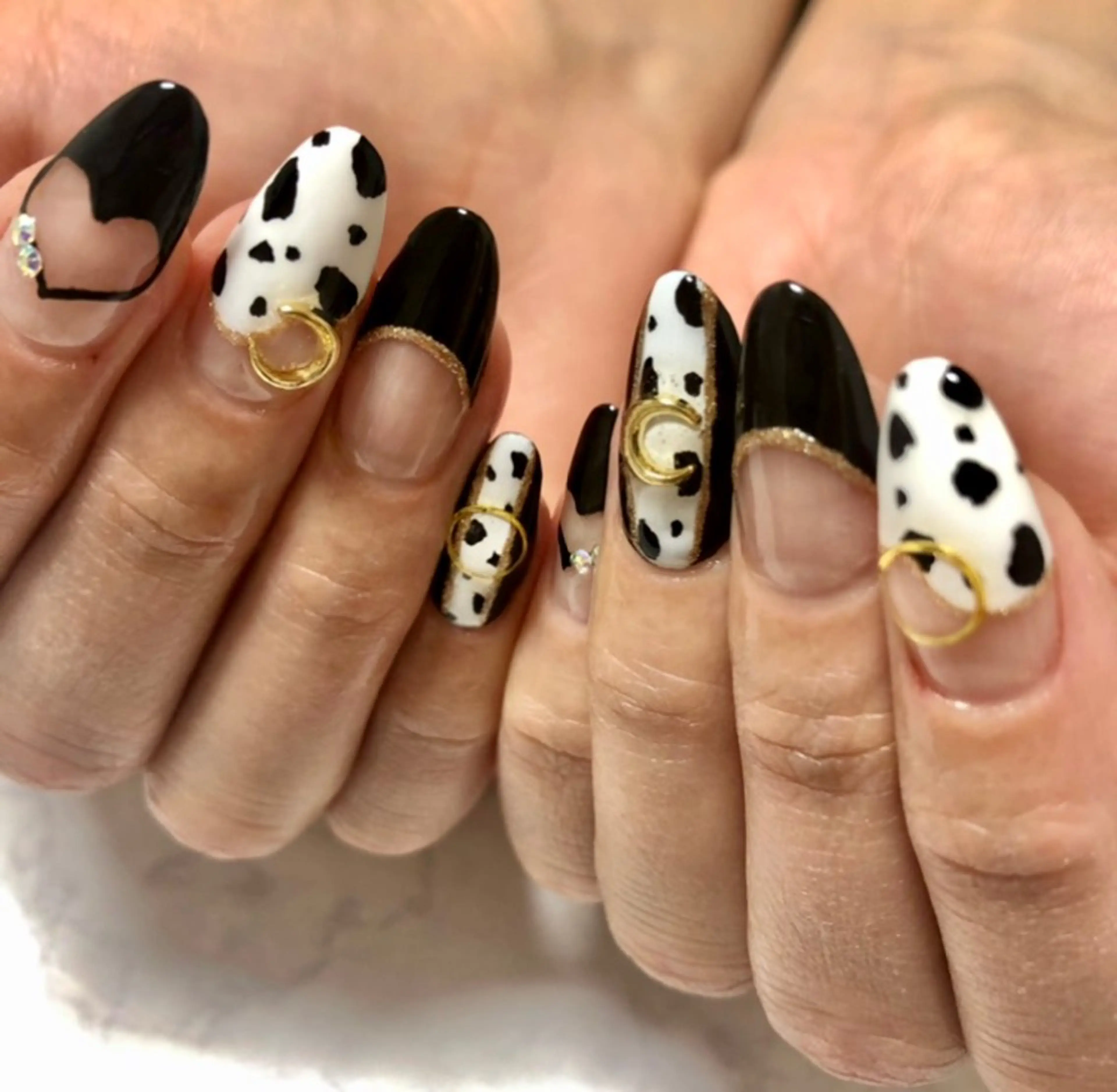 ネイル Lit🌙 Rikakoのネイルデザイン