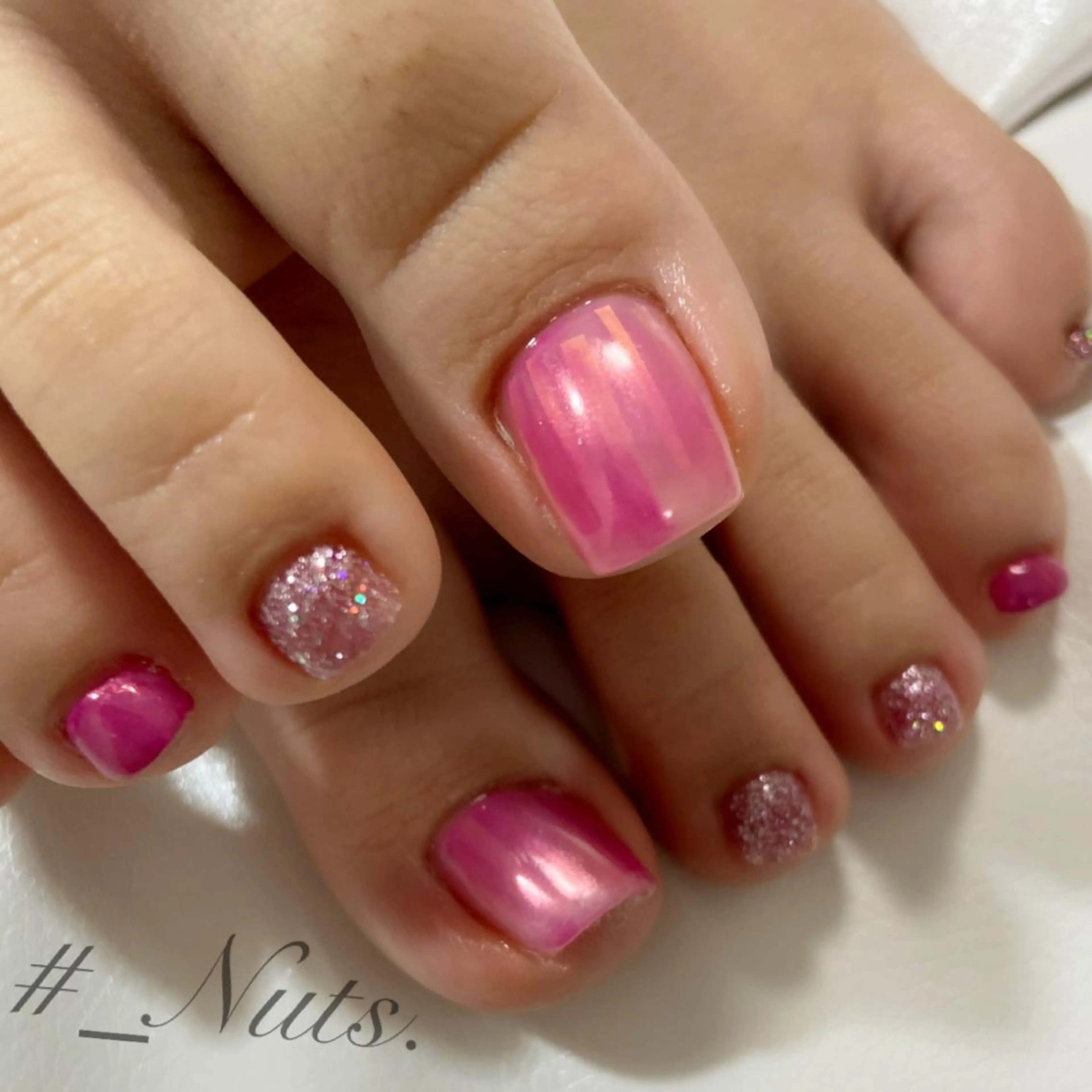 ネイル フットネイル 土居 夏美のマツエク・マツパデザイン