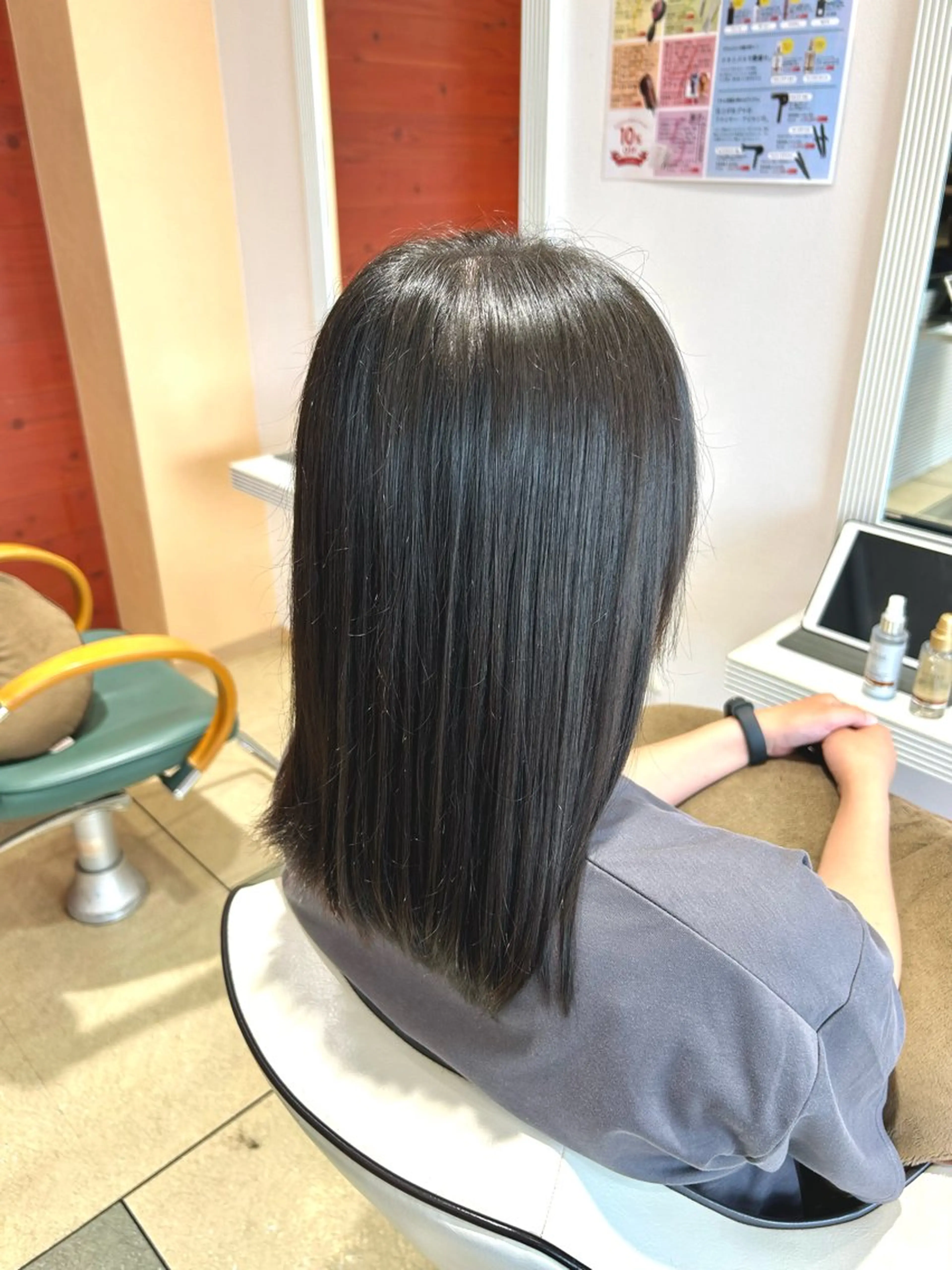 ミディアム カラー 縮毛矯正 トリートメント 🩷愛咲🩷レイヤー /透明感カラーのヘアスタイル