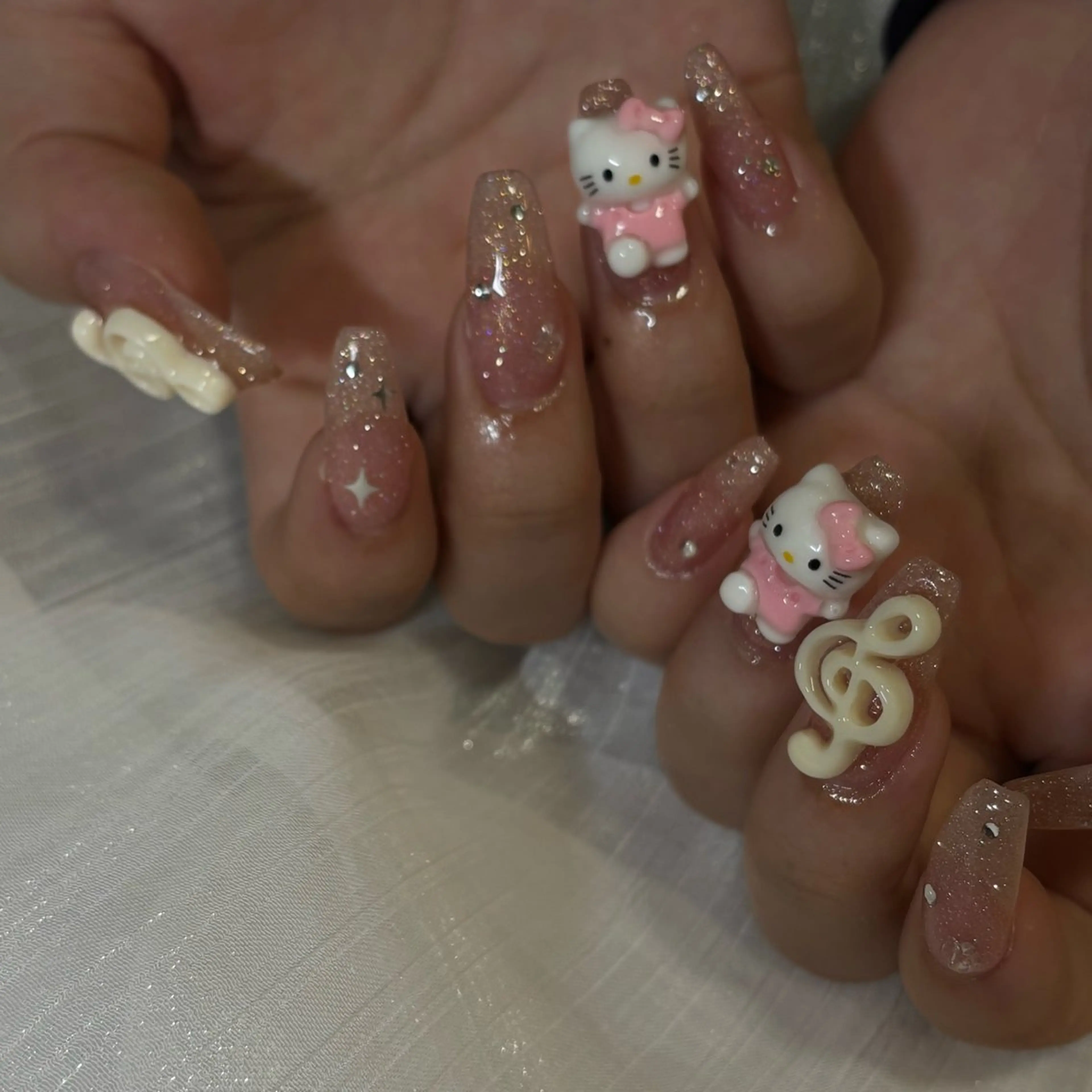 ネイル ハンドネイル Lélia nail Himariのネイルデザイン