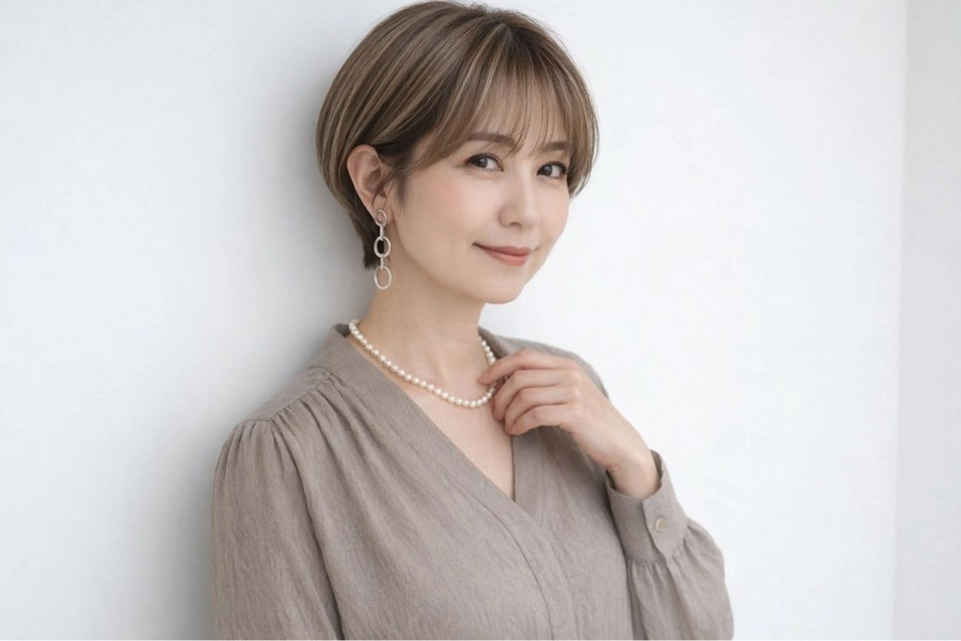 ショート カラー カット ヘアカラー トリートメント 白髪ぼかしハイライト 茗荷谷駅徒歩2分のヘアスタイル