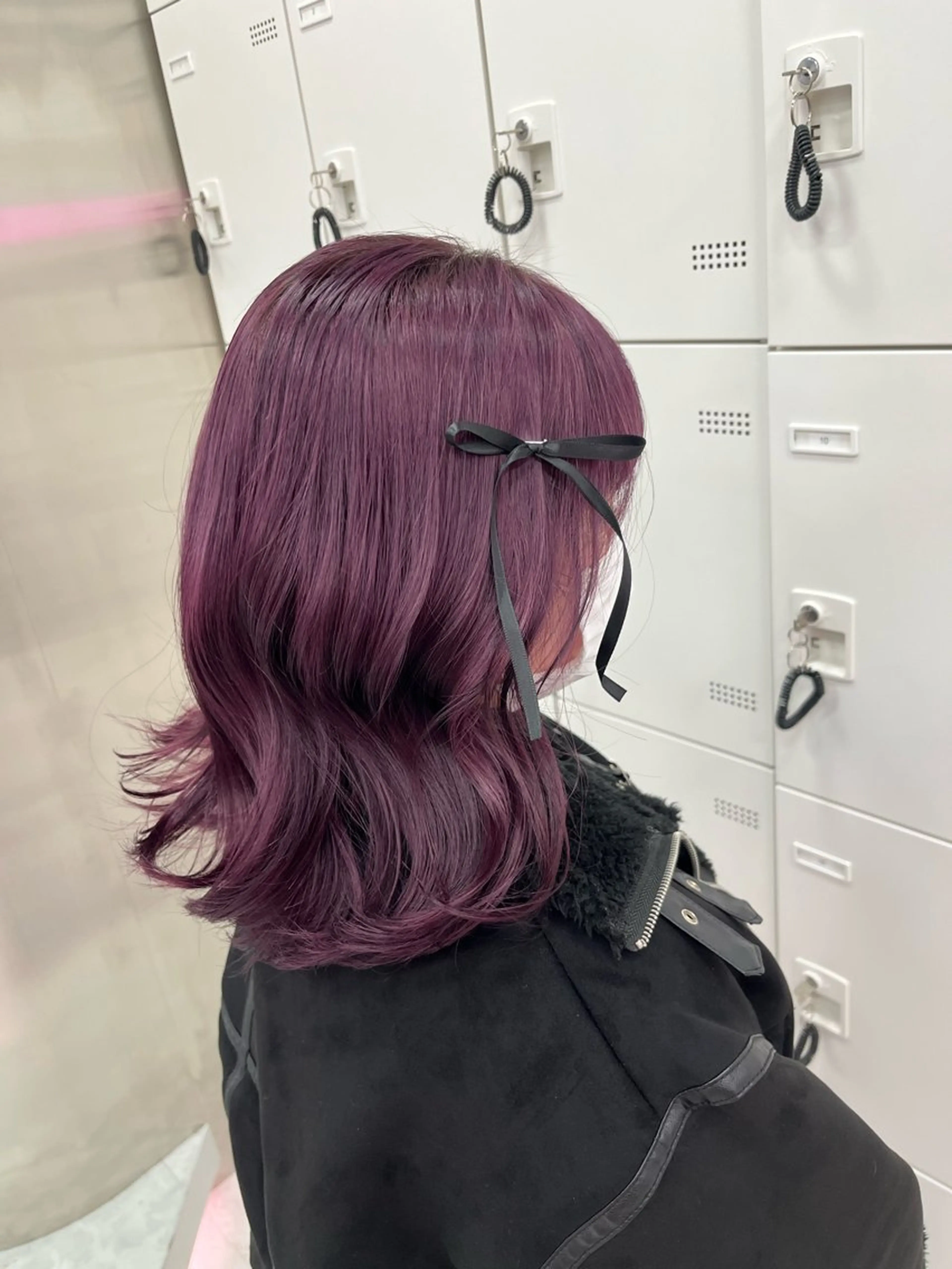 セミロング ヘアカラー トリートメント ヘッドスパ ヘアセット ❤︎ワンホンガーリー なハイトーンヘア❤︎のヘアスタイル