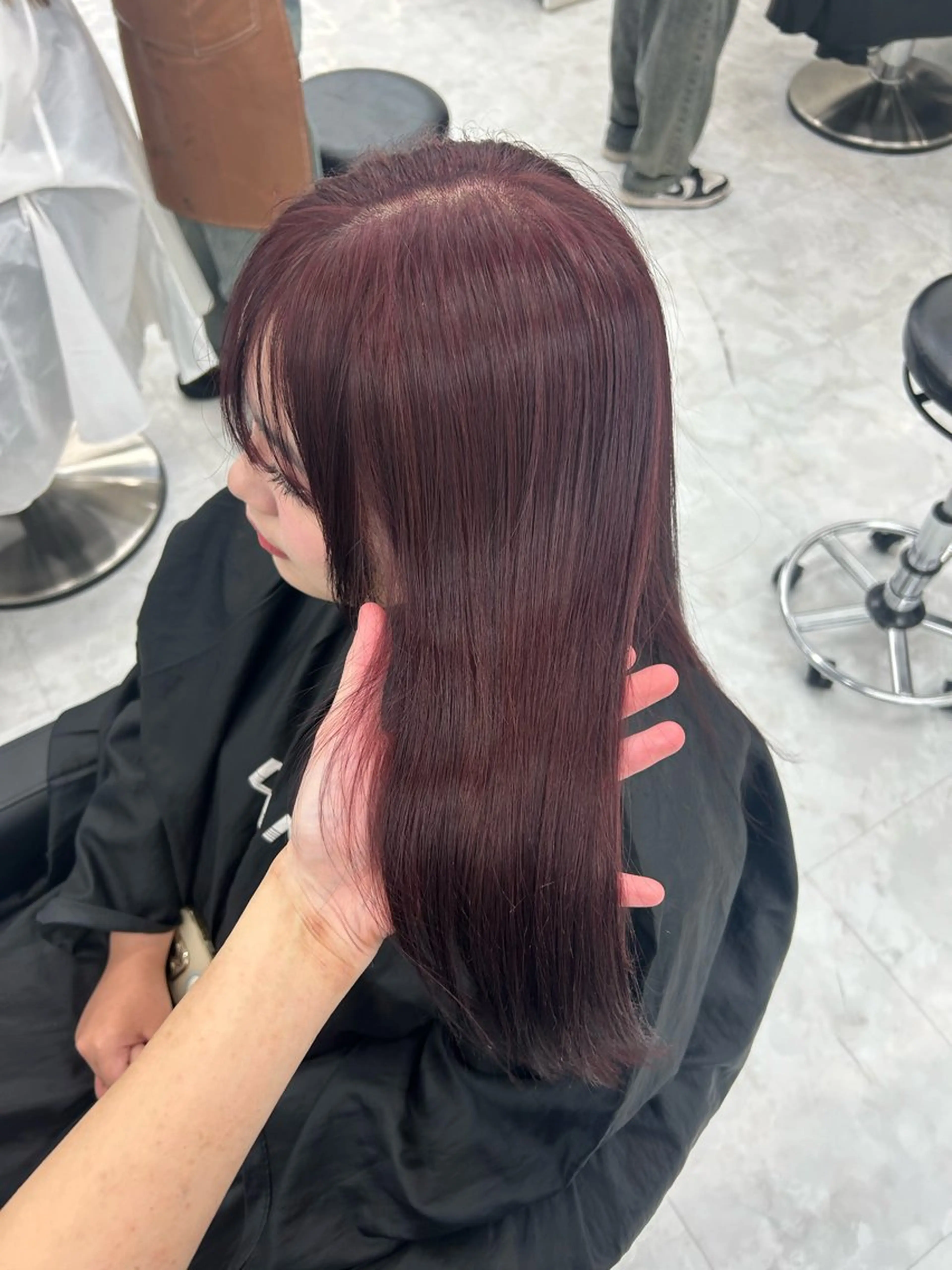 セミロング 🥀艶髪/似合わせ 暖色/まな🥀のヘアスタイル