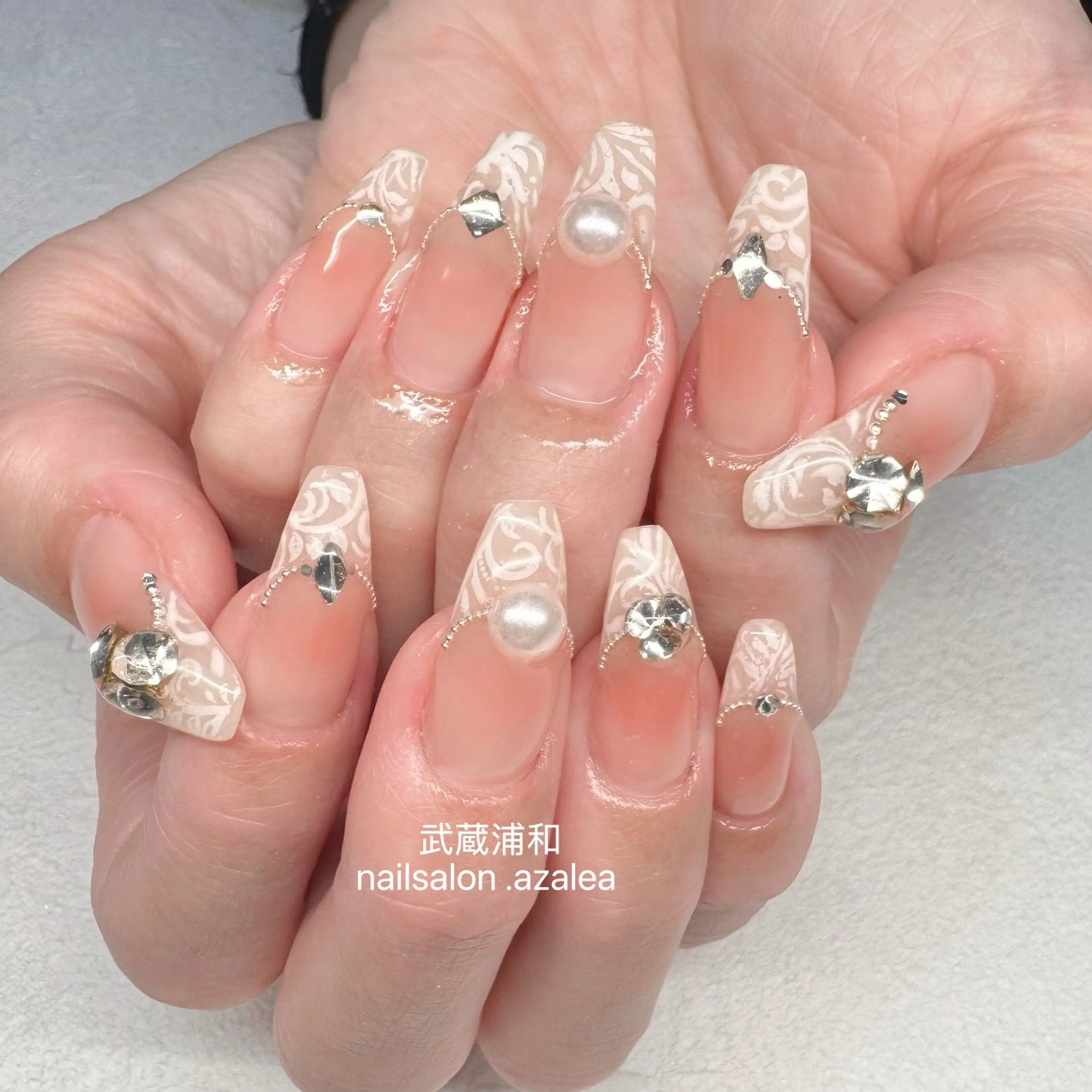 ネイル ハンドネイル R inのネイルデザイン