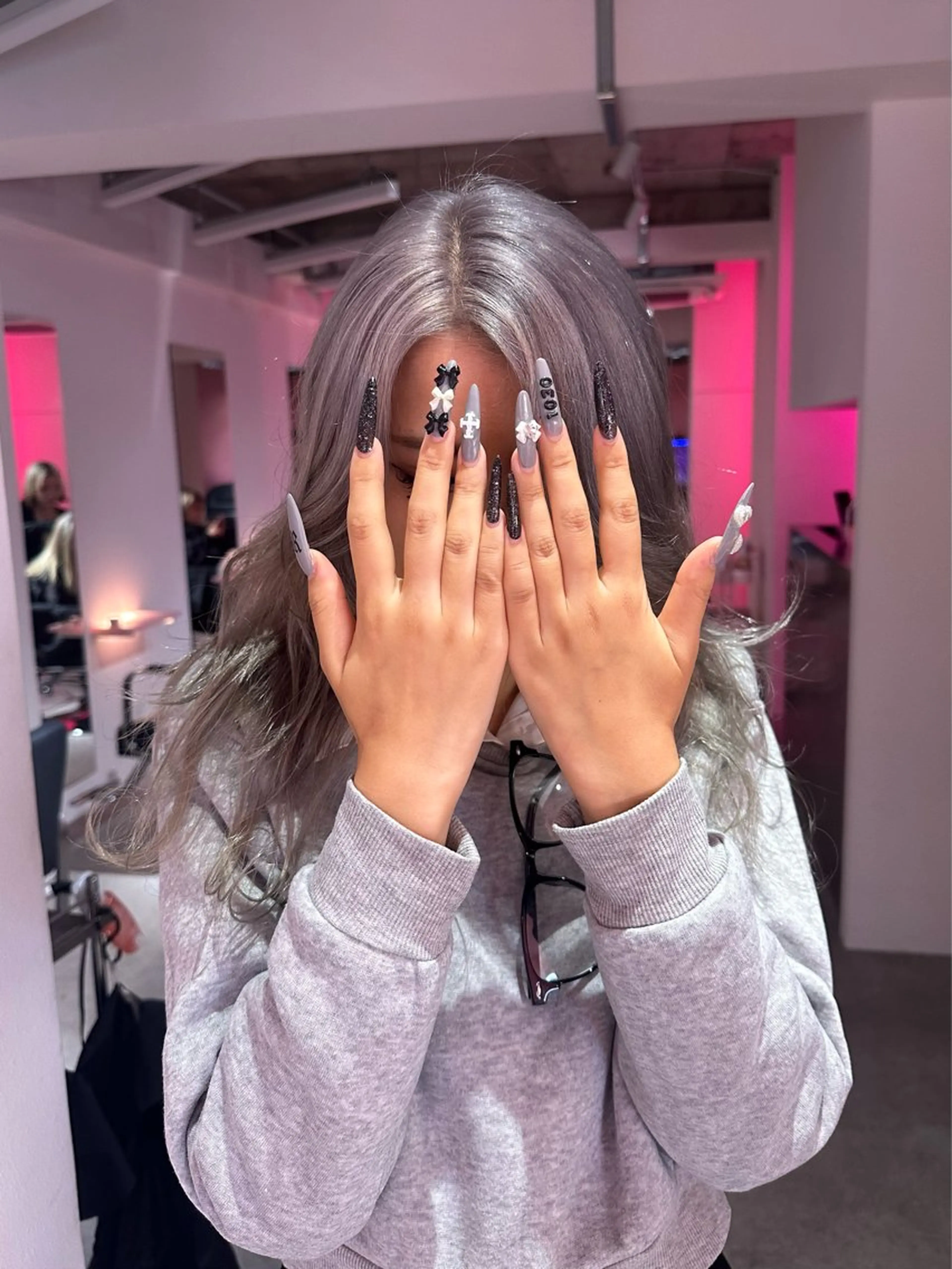 ロング カラー グレージュ ブリーチカラー 特化/MAHIROのヘアスタイル