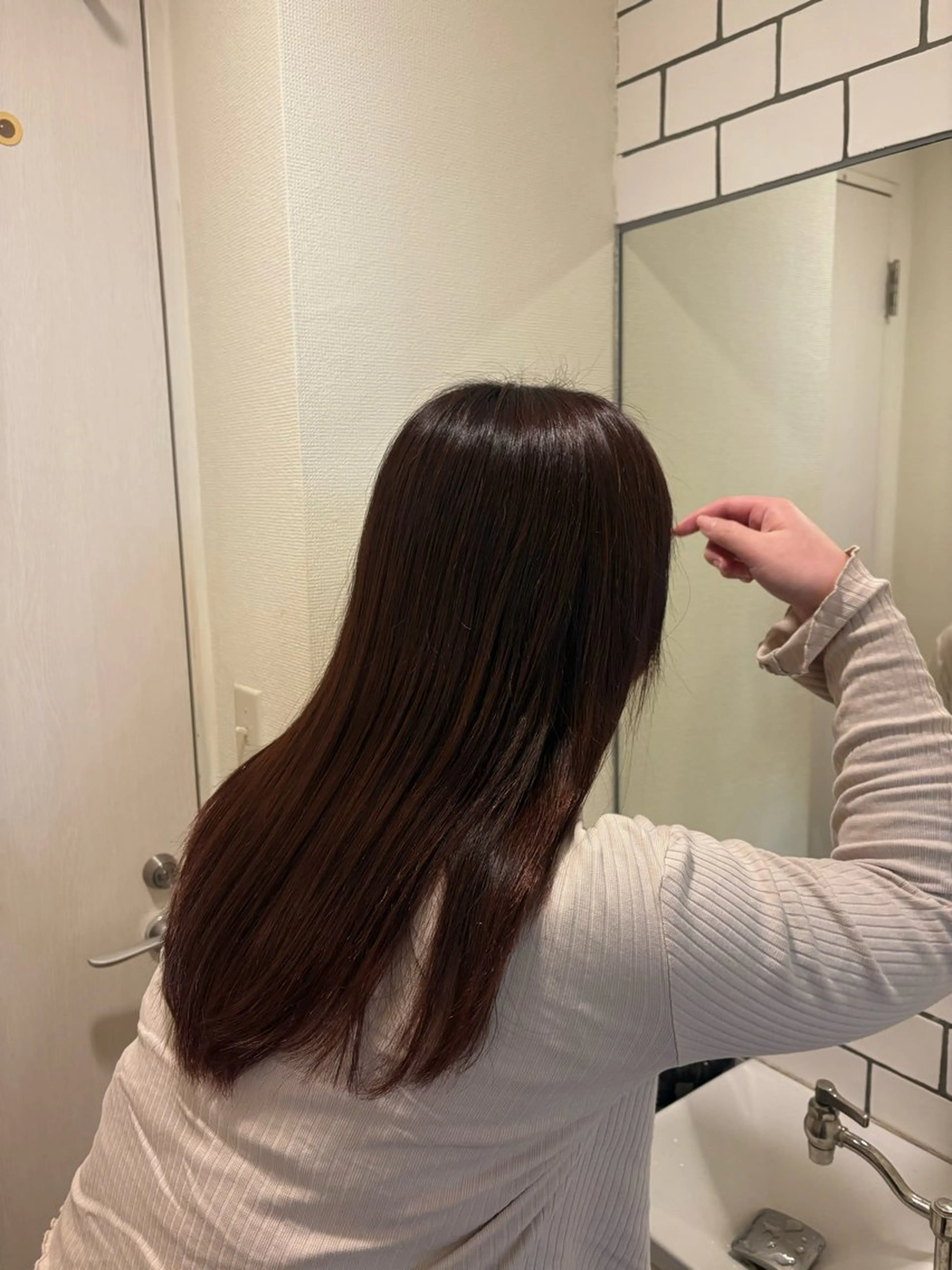 ロング UNBIRTHDAY MIUのヘアスタイル