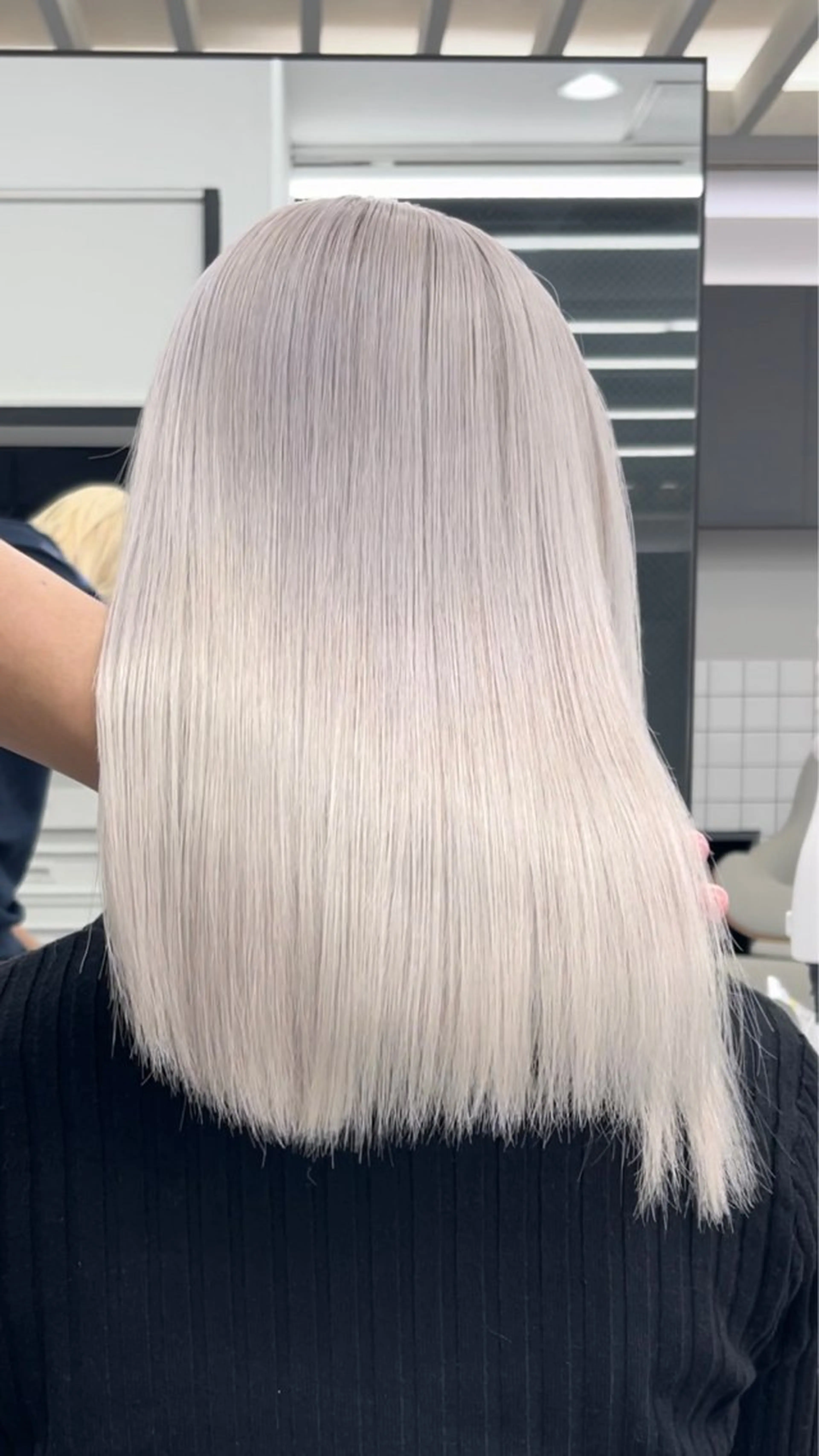 ロング カラー 高島大登/顔周り /レイヤーカットのヘアスタイル