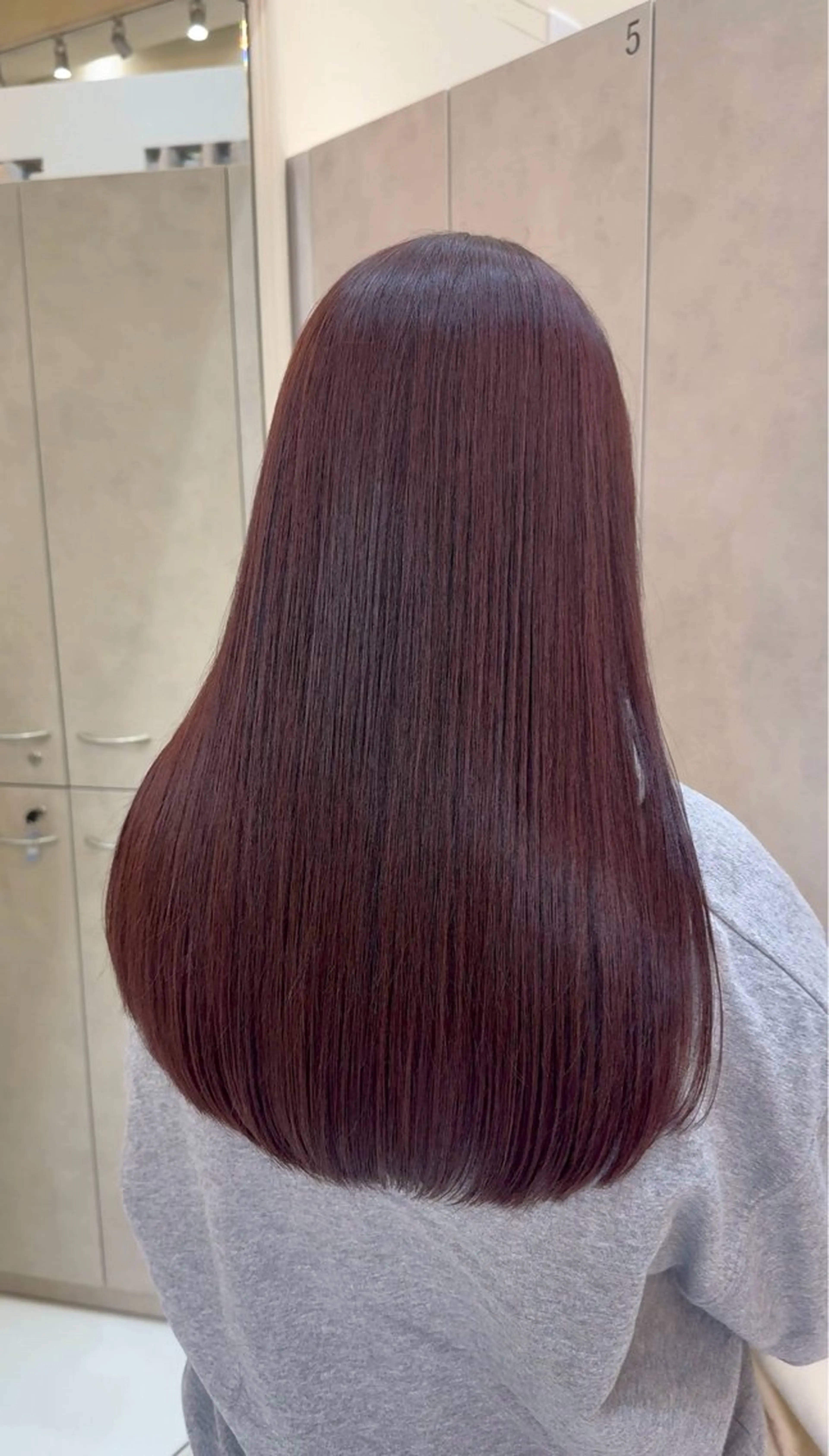 似合わせカット＋透明感カラー＋髪質改善トリートメントの写真