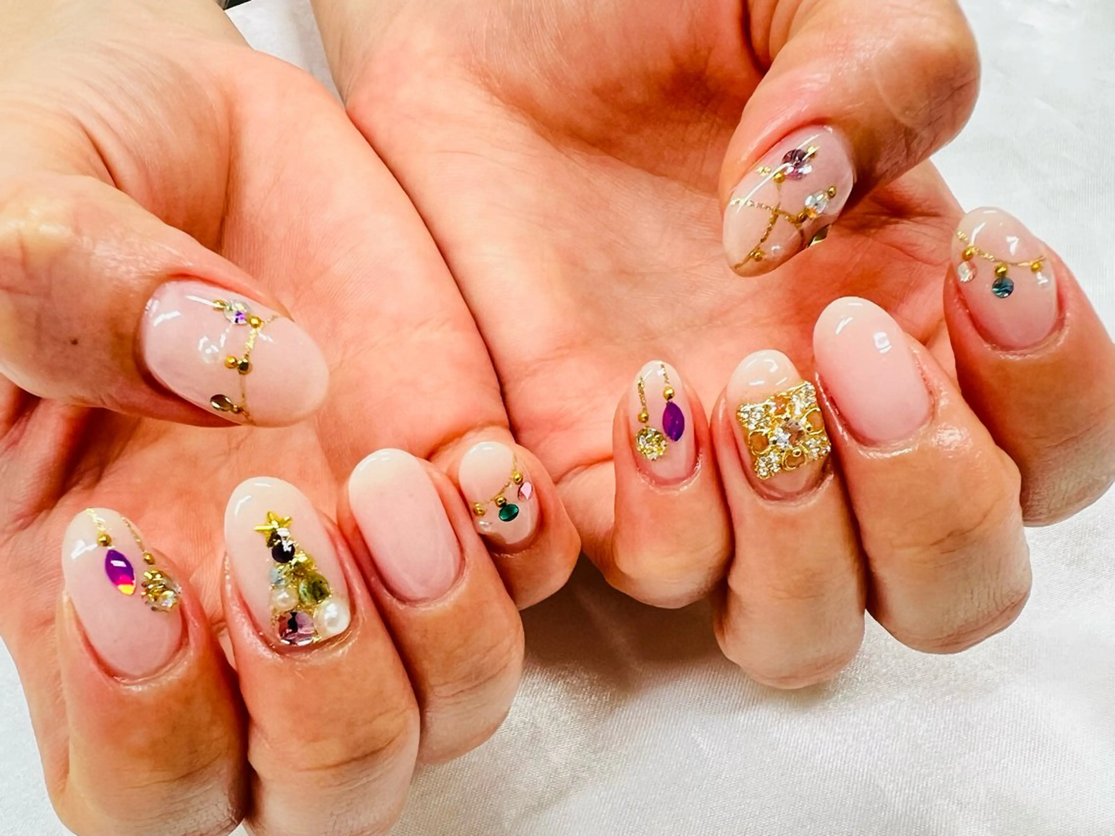 ネイル ユリシスネイル 担当近藤のネイルデザイン