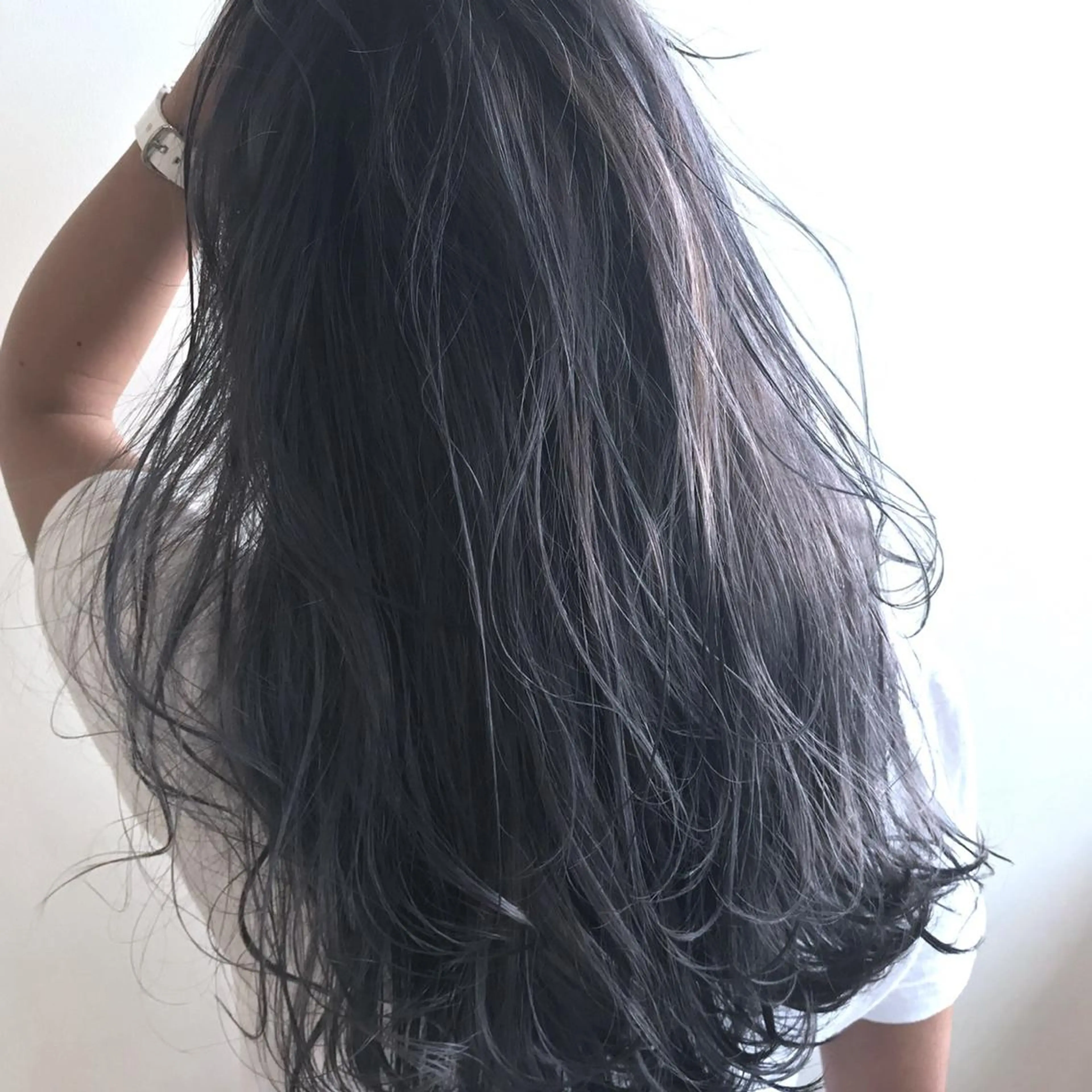 ロング カラー グランジヘア 無造作ヘアHYUGAのヘアスタイル