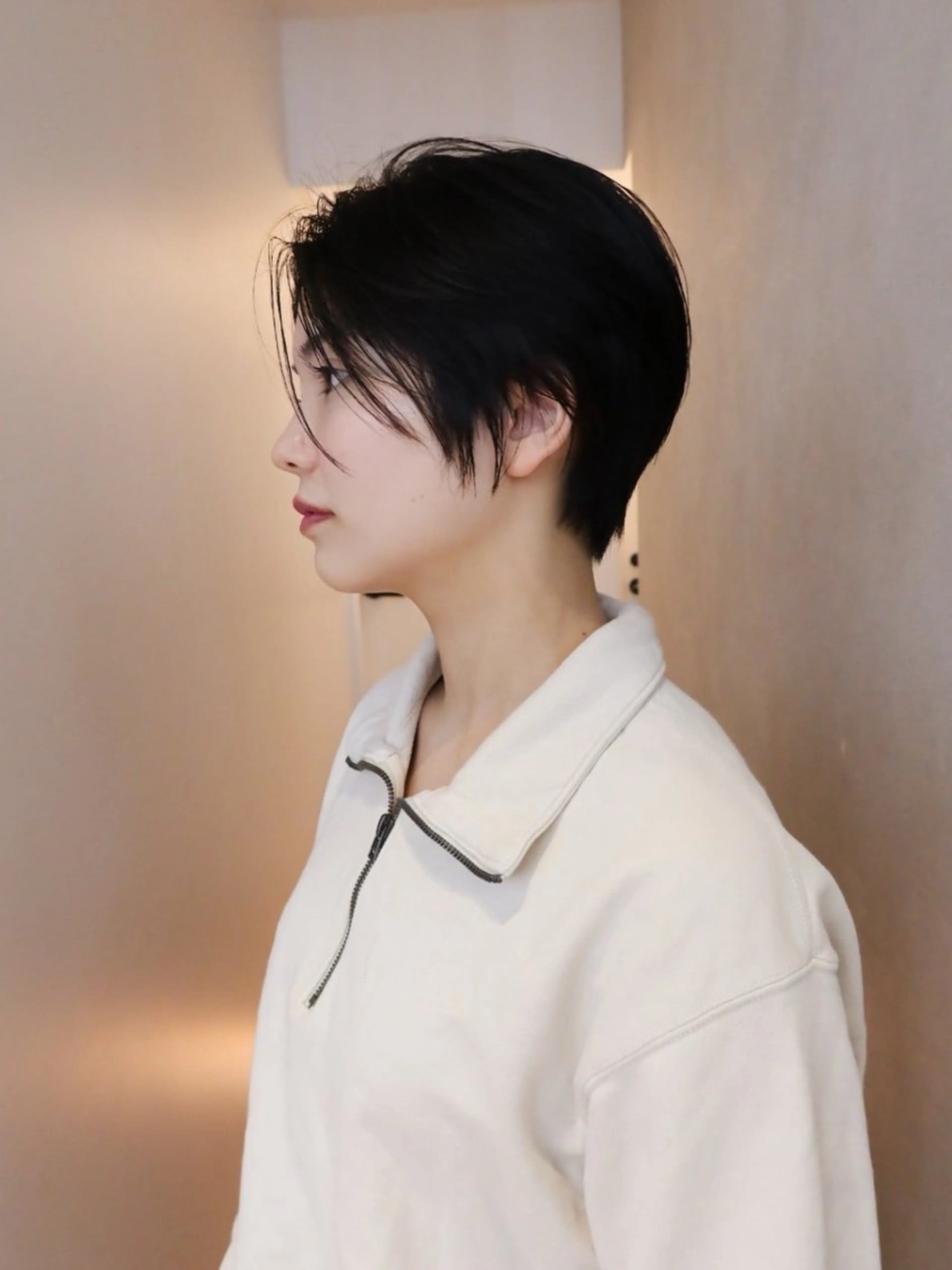 ショート カラー オシャレなスタイル つくりますのヘアスタイル