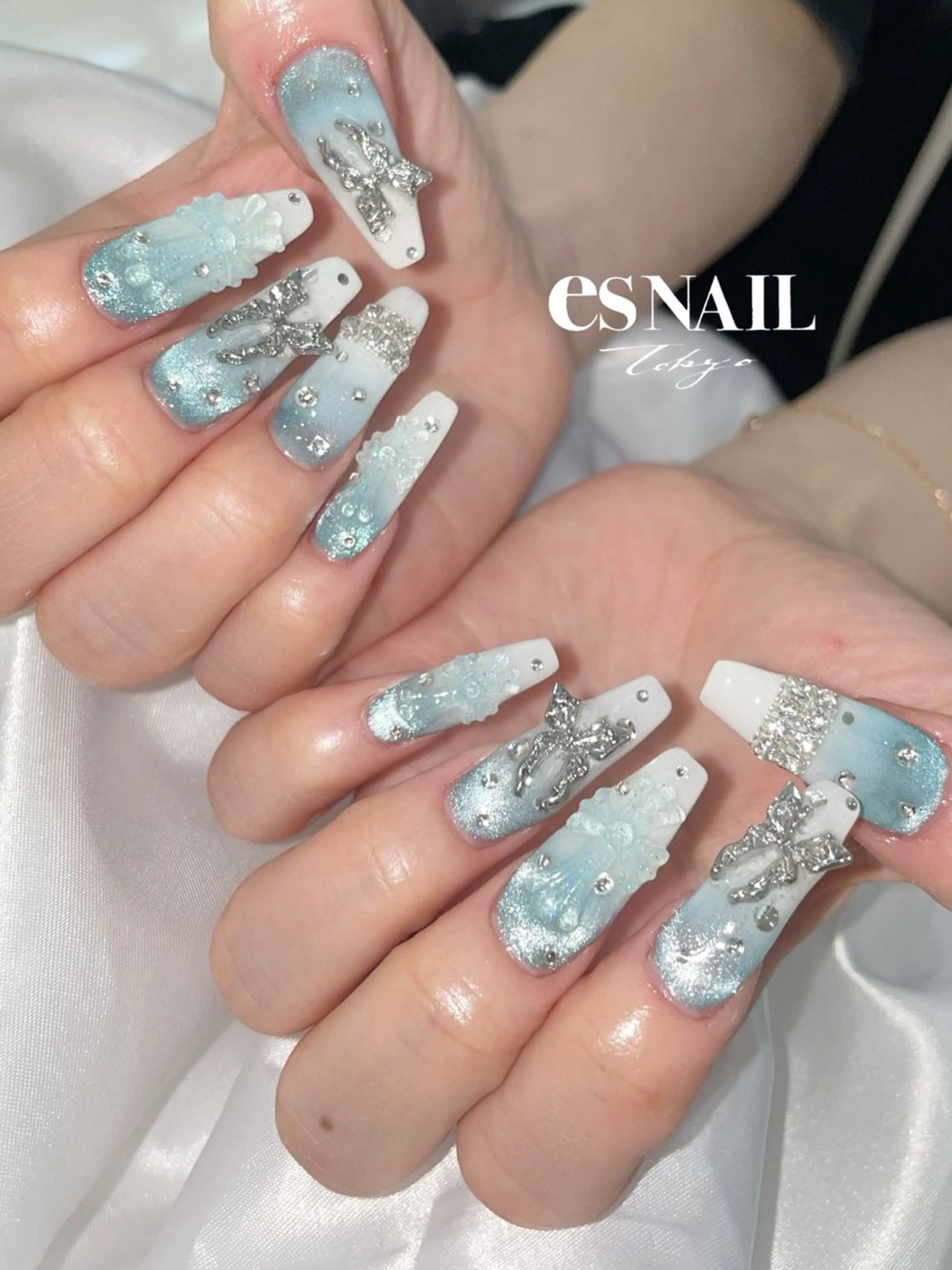 ネイル 長さ出し ロングネイル ネイルチップ 中山 梨花のネイルデザイン