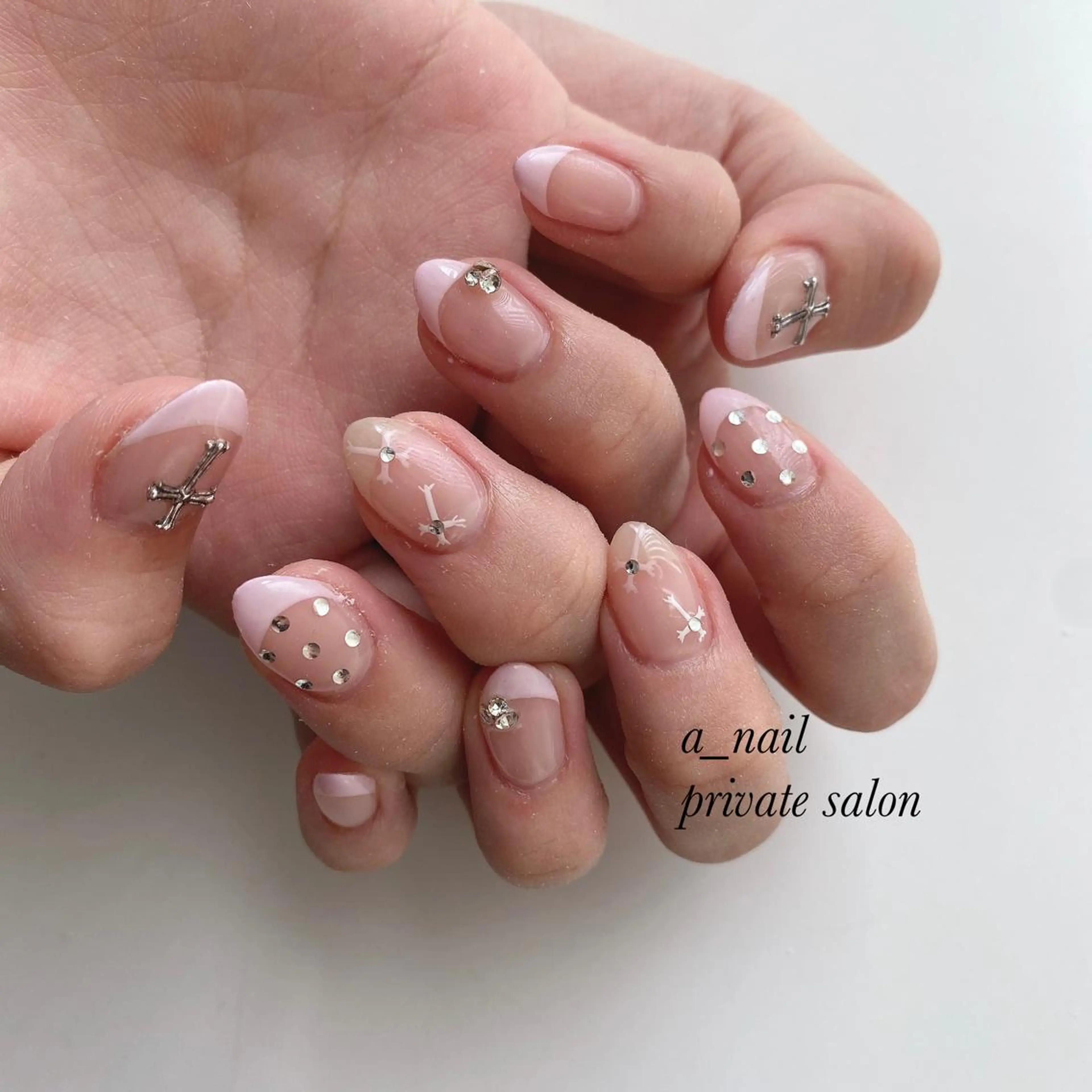 ネイル アニマル柄 アートネイル フレンチネイル ジェルネイル 氷ネイル・うるうるネイル 菅 恵奈のネイルデザイン