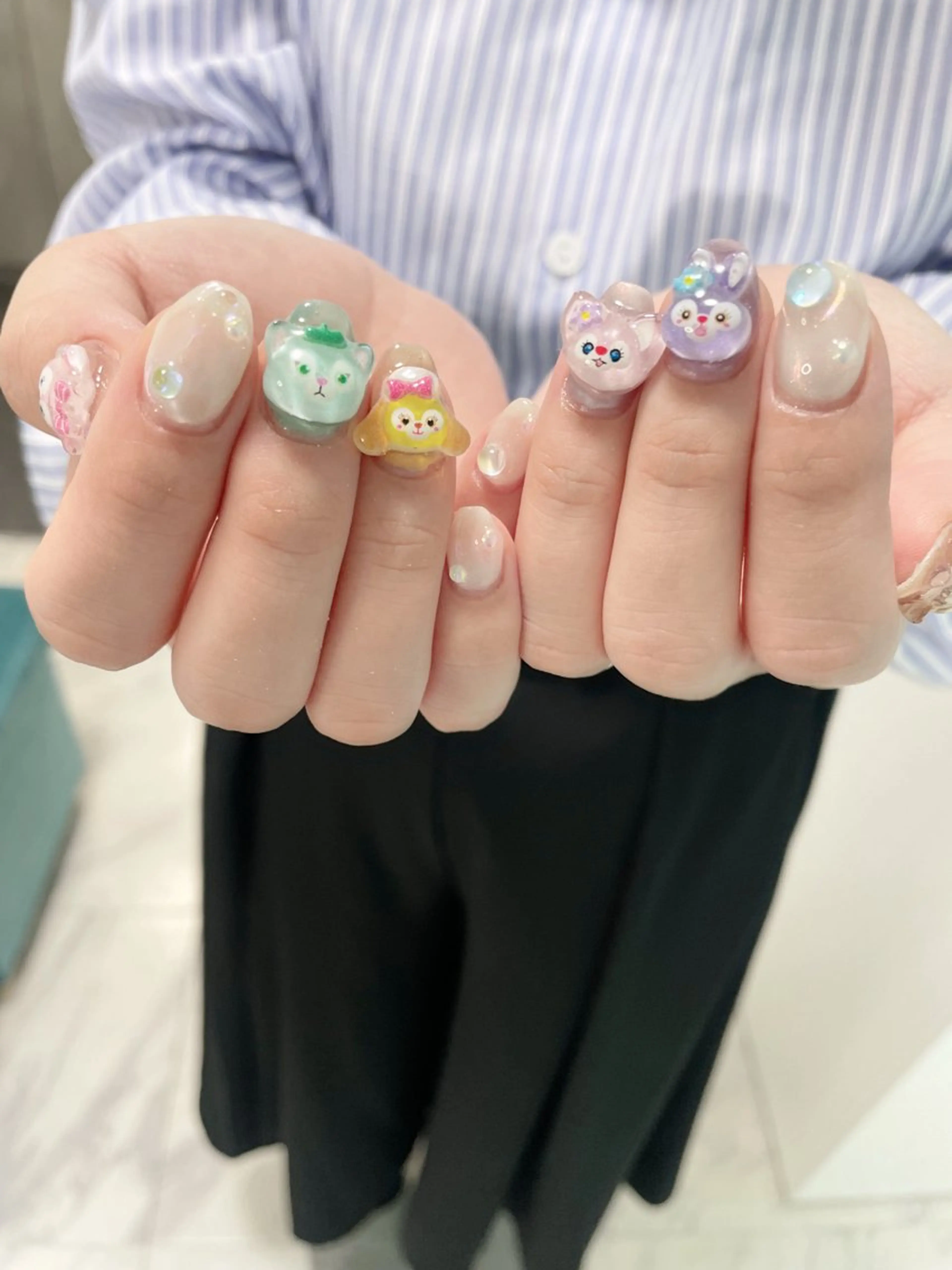 ネイル 。 Omiのネイルデザイン