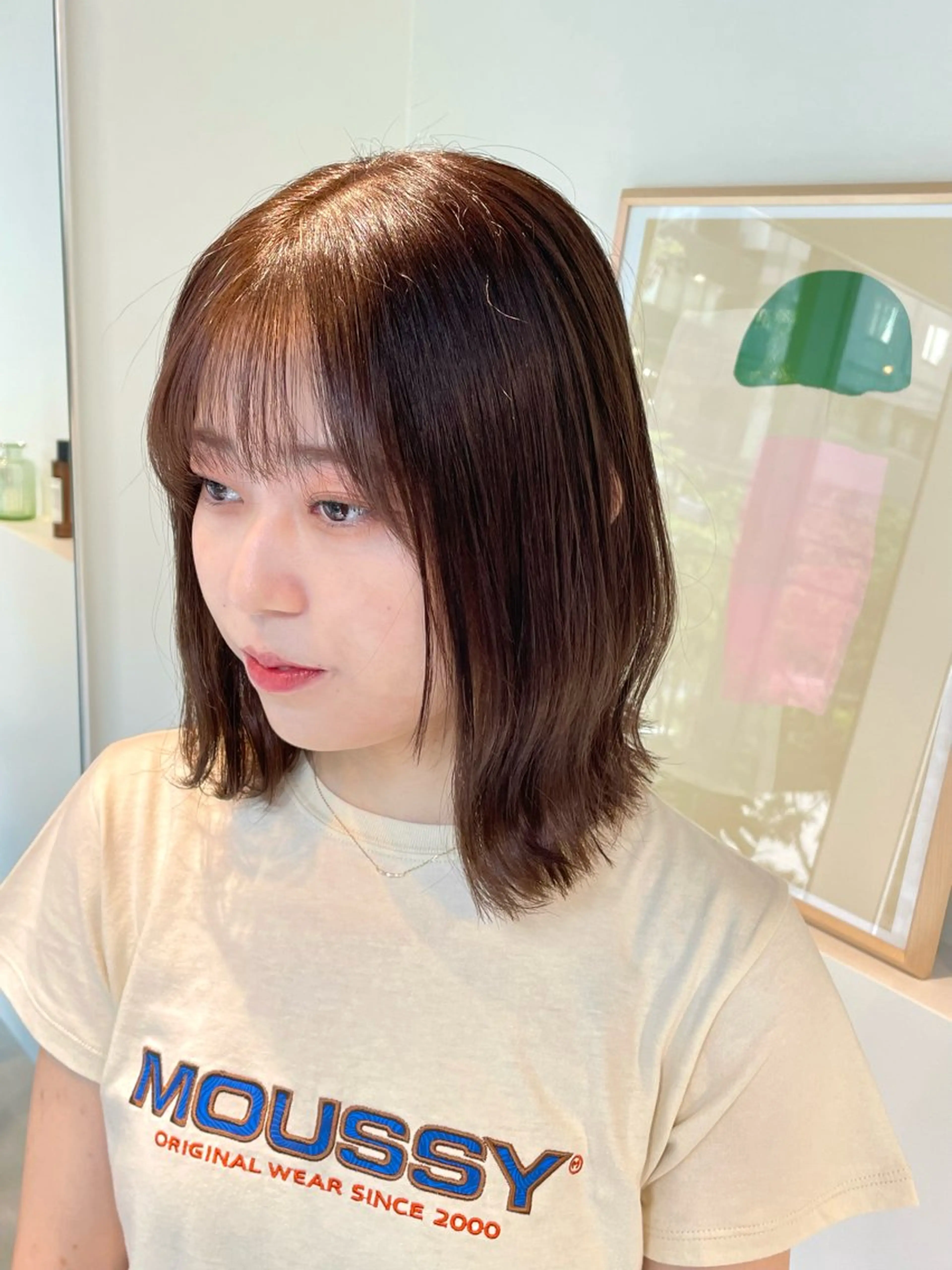 ショート カラー 前下がりボブ アディクシーカラー アッシュ ベージュカラー グレージュ eto所属・髪質改善スペシャリス ト長尾勇弥/梅田中津のヘアスタイル