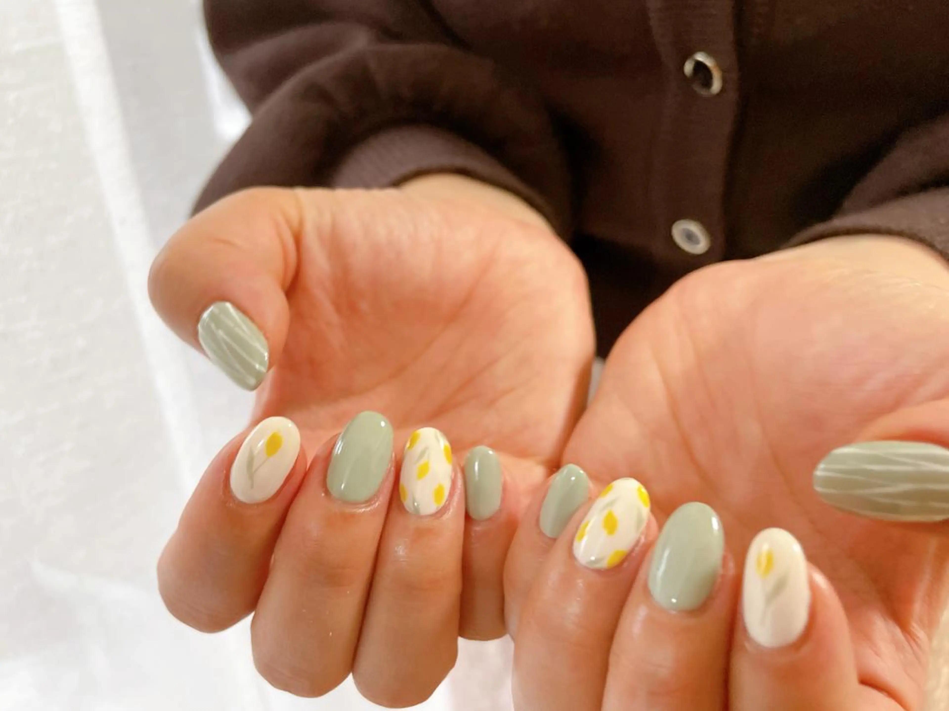 ネイル オーロラネイル フラワーネイル フットネイル フレンチネイル ジェルネイル Mogu nail 二子玉川のネイルデザイン