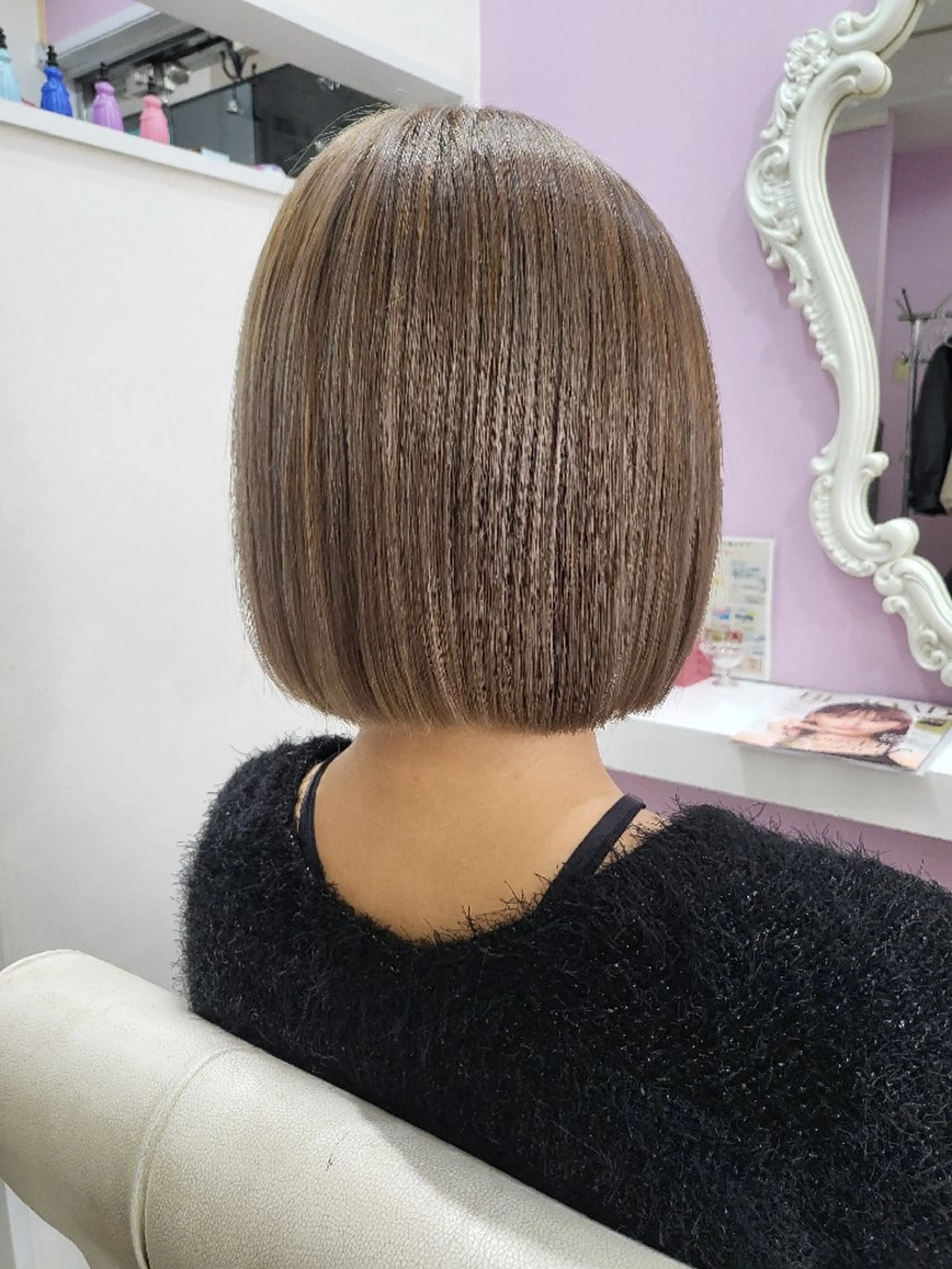 ミディアム カラー ヘアアレンジ ベージュカラー ボブ ナカシマ  アユミのヘアスタイル