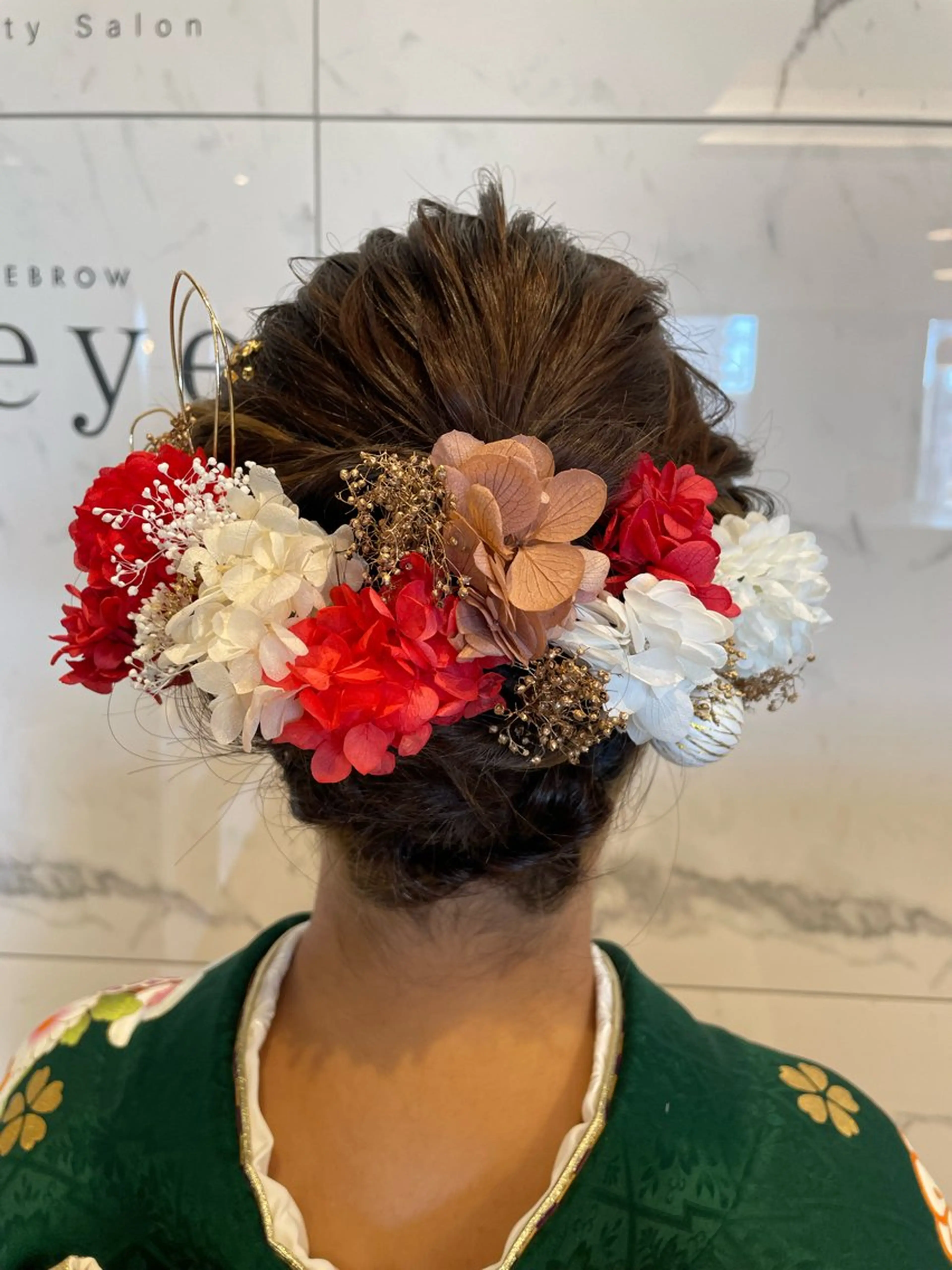 ヘアアレンジ 岡村 真子のヘアスタイル