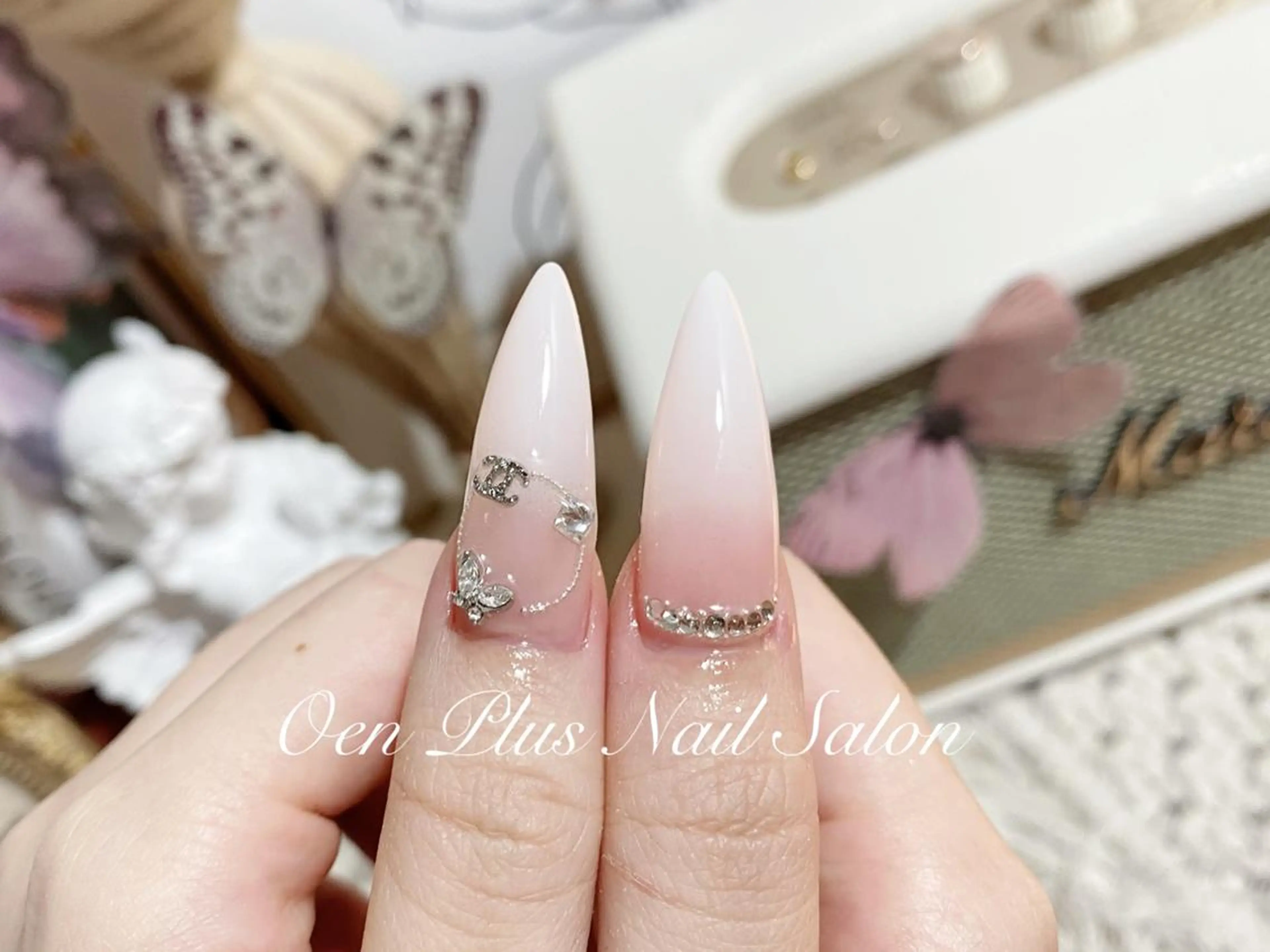 ネイル One Plus Nail Salonのネイルデザイン