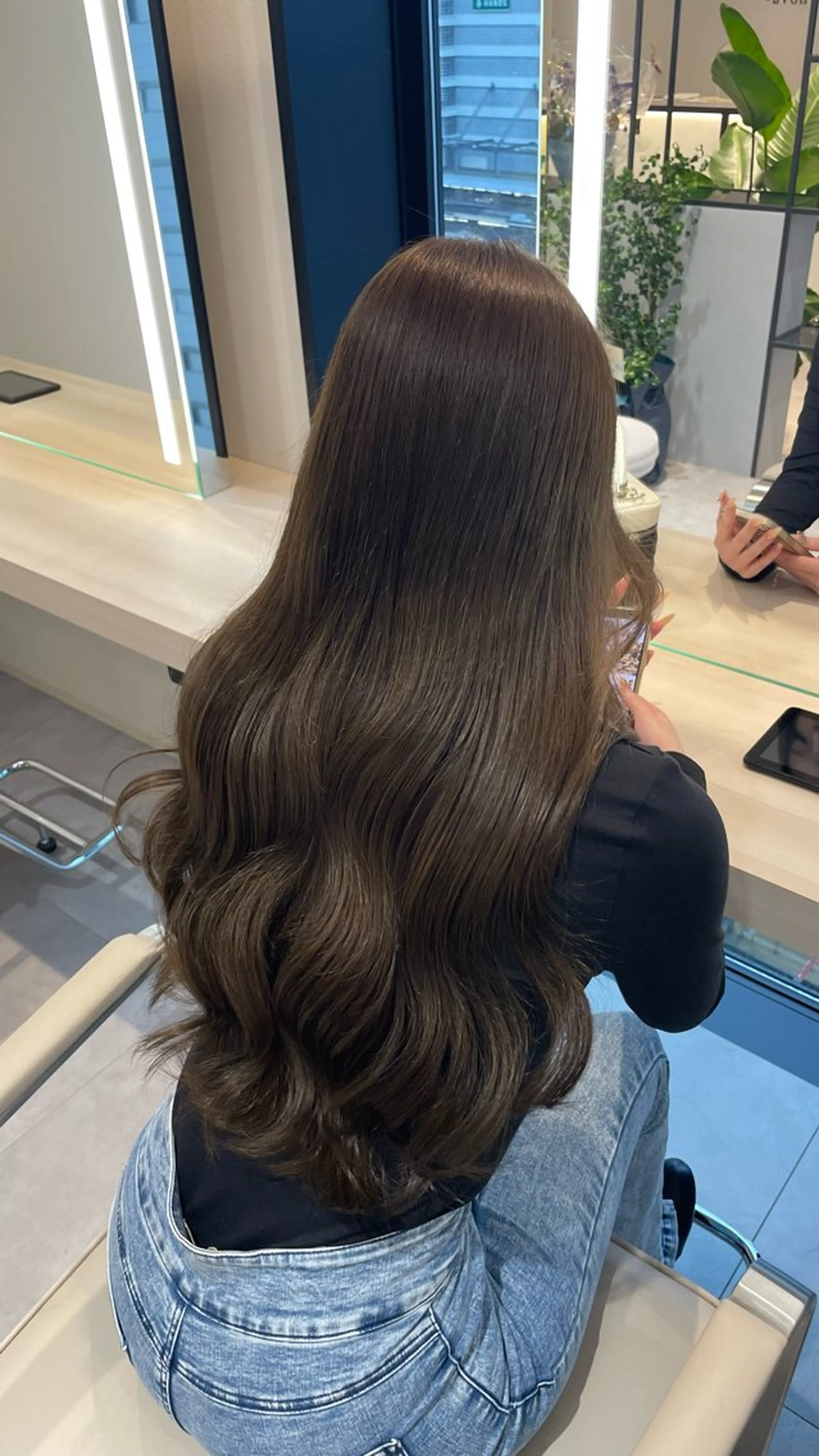 ロング カラー MIMA / 名駅/グレージュのヘアスタイル