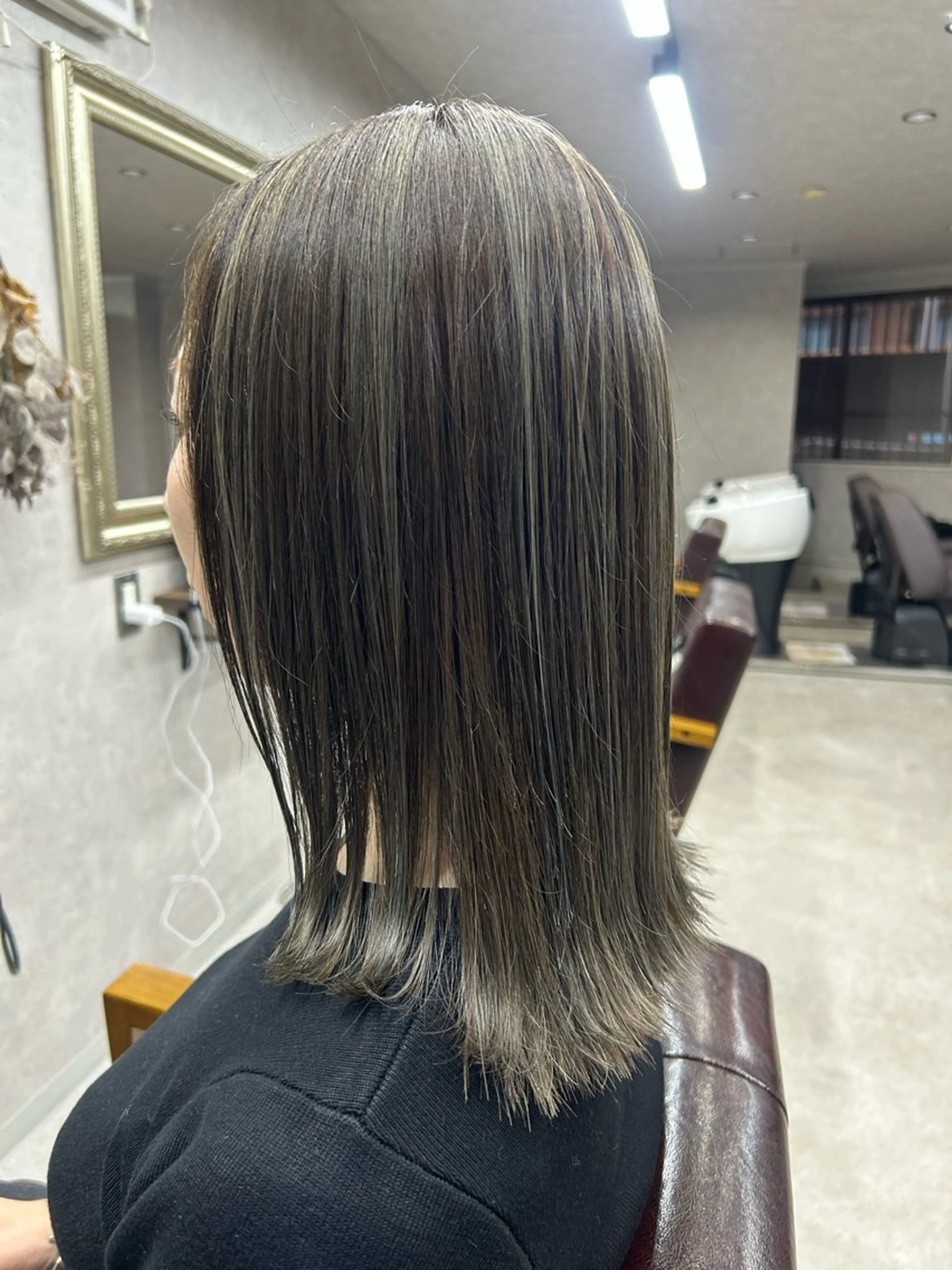 ミディアム カラー Lien 深井店のヘアスタイル