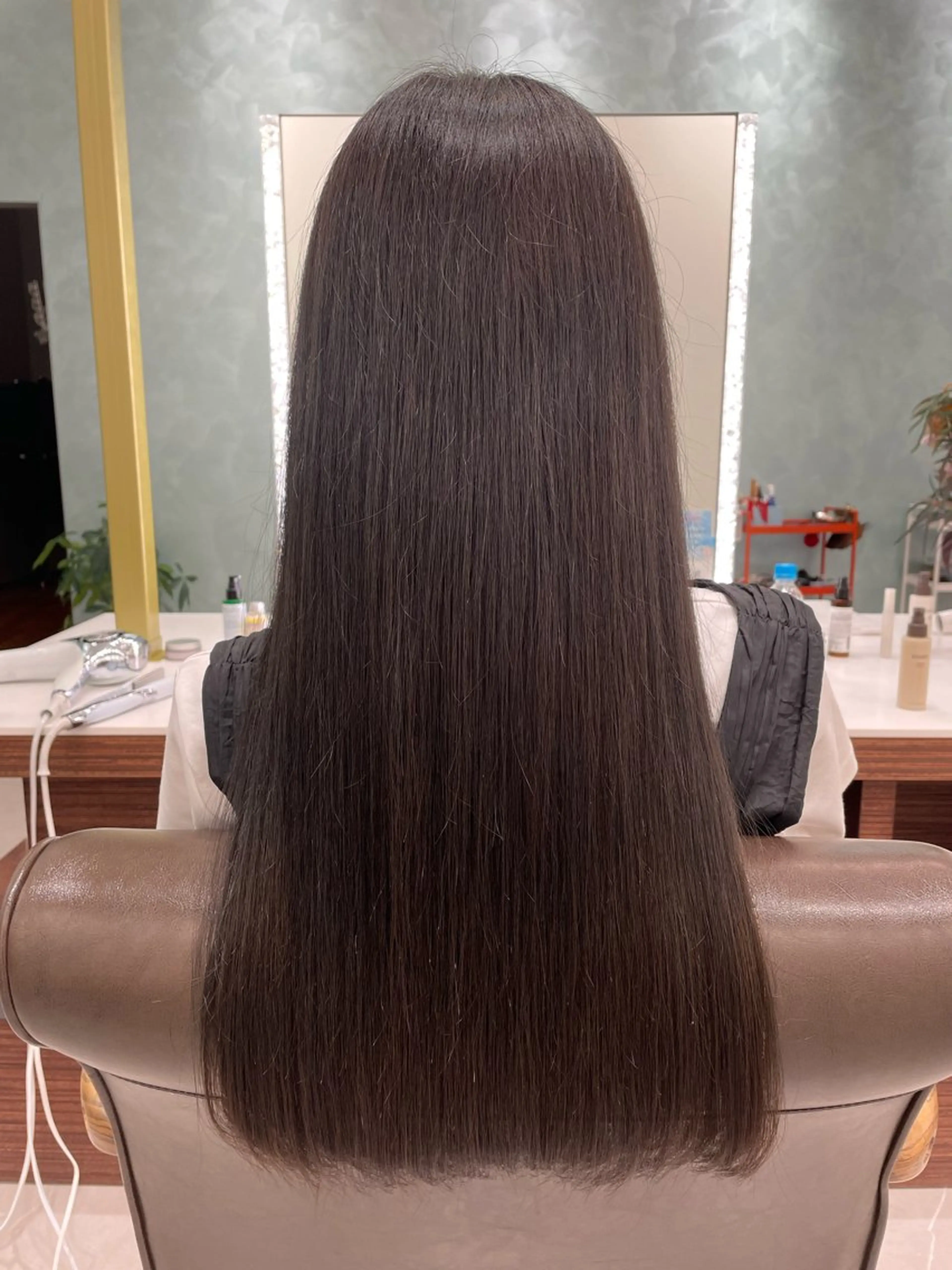 ロング カシータフロル所属・清水 菜穂香のヘアスタイル