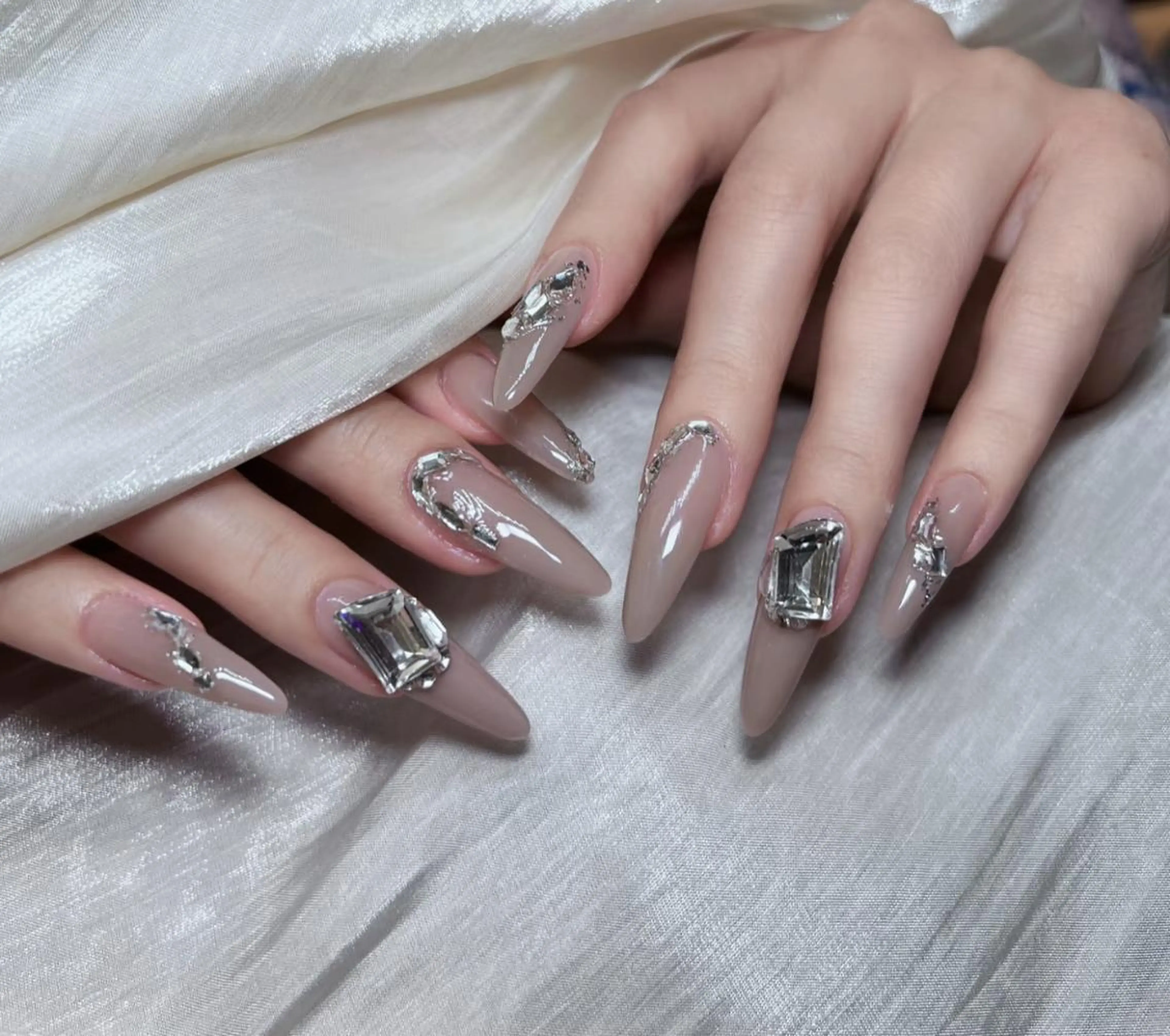 ネイル ハンドネイル ハンドケア 🍑 momo_nailのネイルデザイン