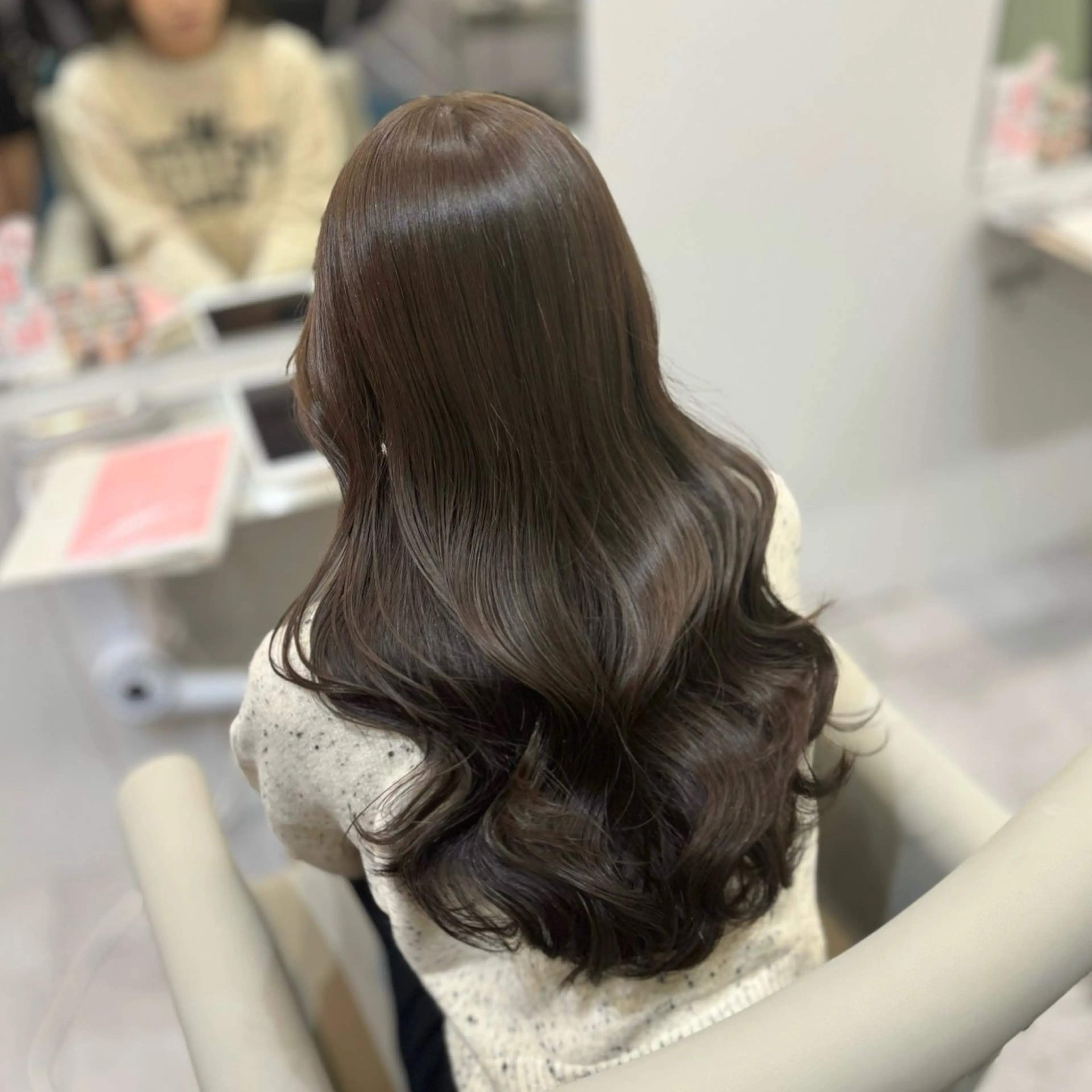 ロング ヘアカラー R 横浜【アール】所属・ハイトーン/韓国 ヘア momo˚✧₊のヘアスタイル