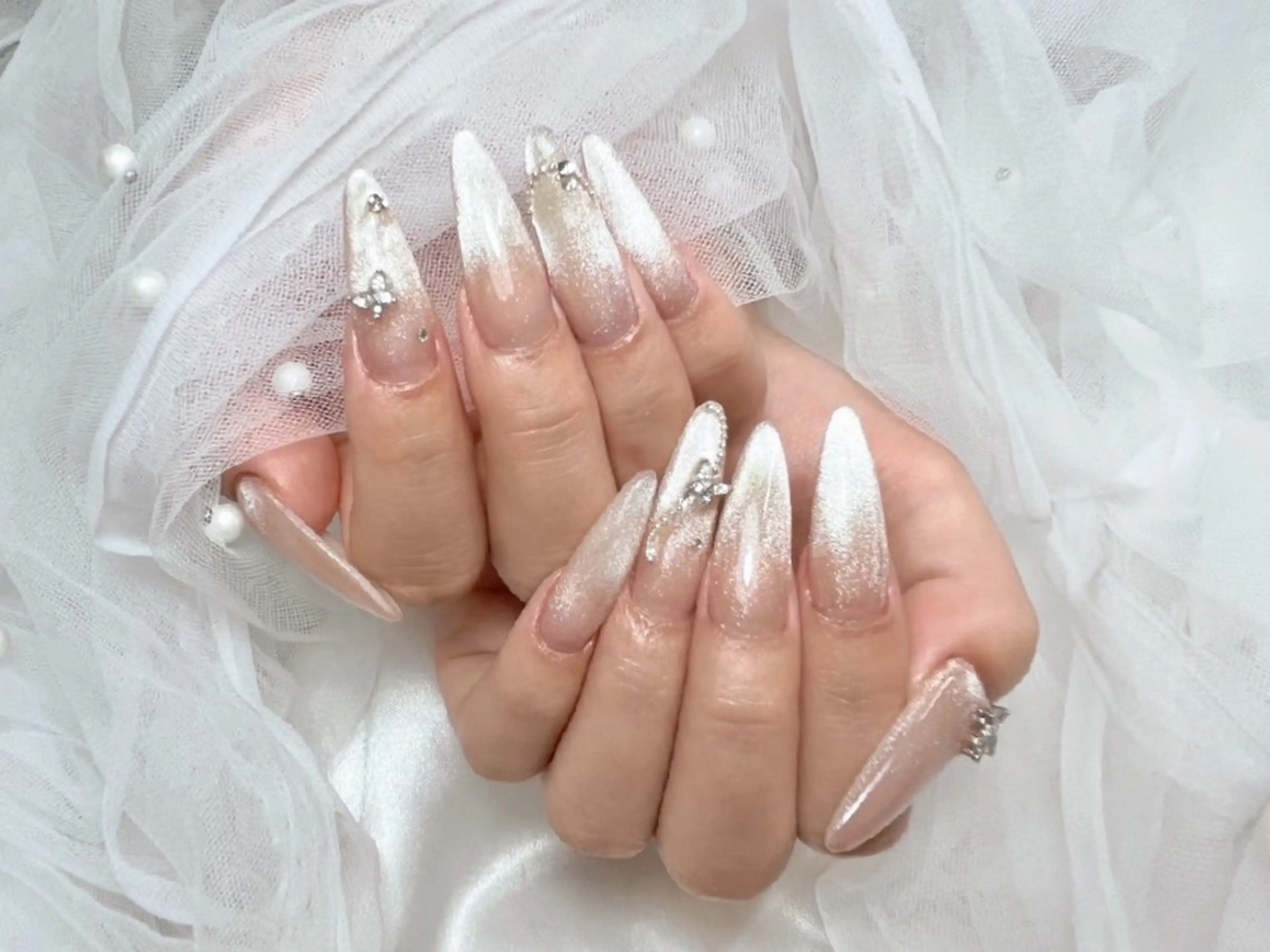 ロング ハンドネイル che'ri nailのネイルデザイン