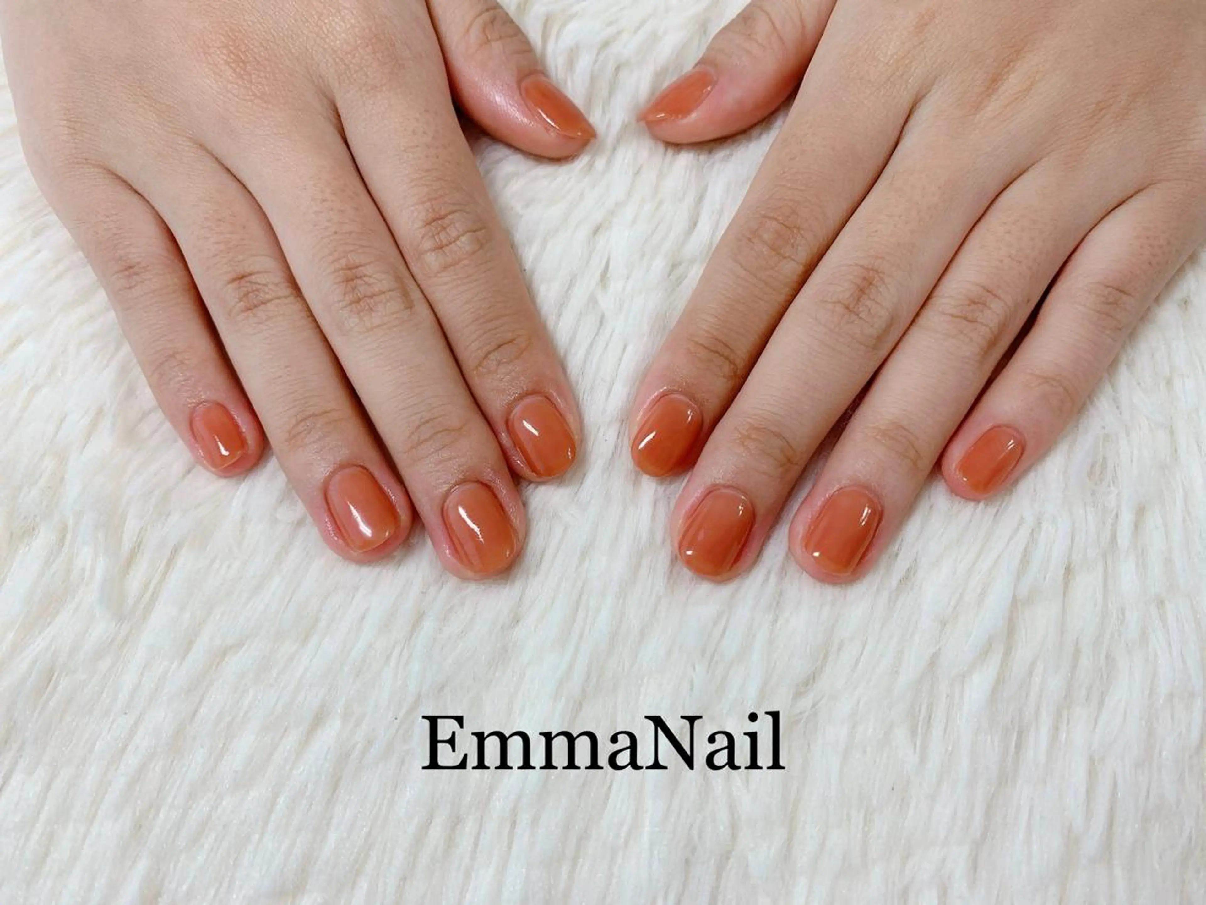 ネイル ジェルネイル ワンカラーネイル ハンドネイル salon EM&A emiのネイルデザイン