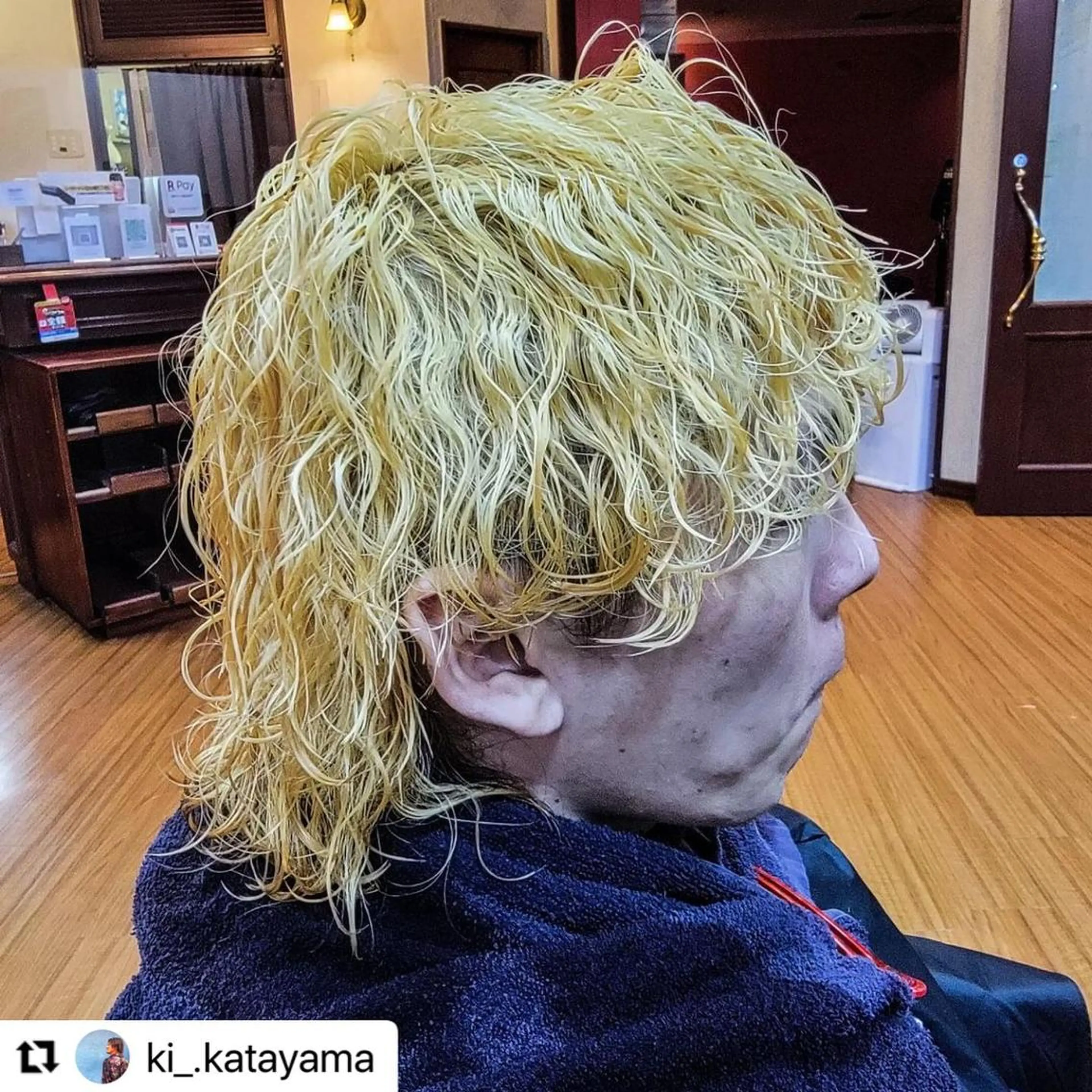 ミディアム カラー メンズ ミディアムパーマ メンズブリーチ メンズパーマ メンズツイストパーマ 波巻きパーマ 🩷Eny terrace🩷のヘアスタイル