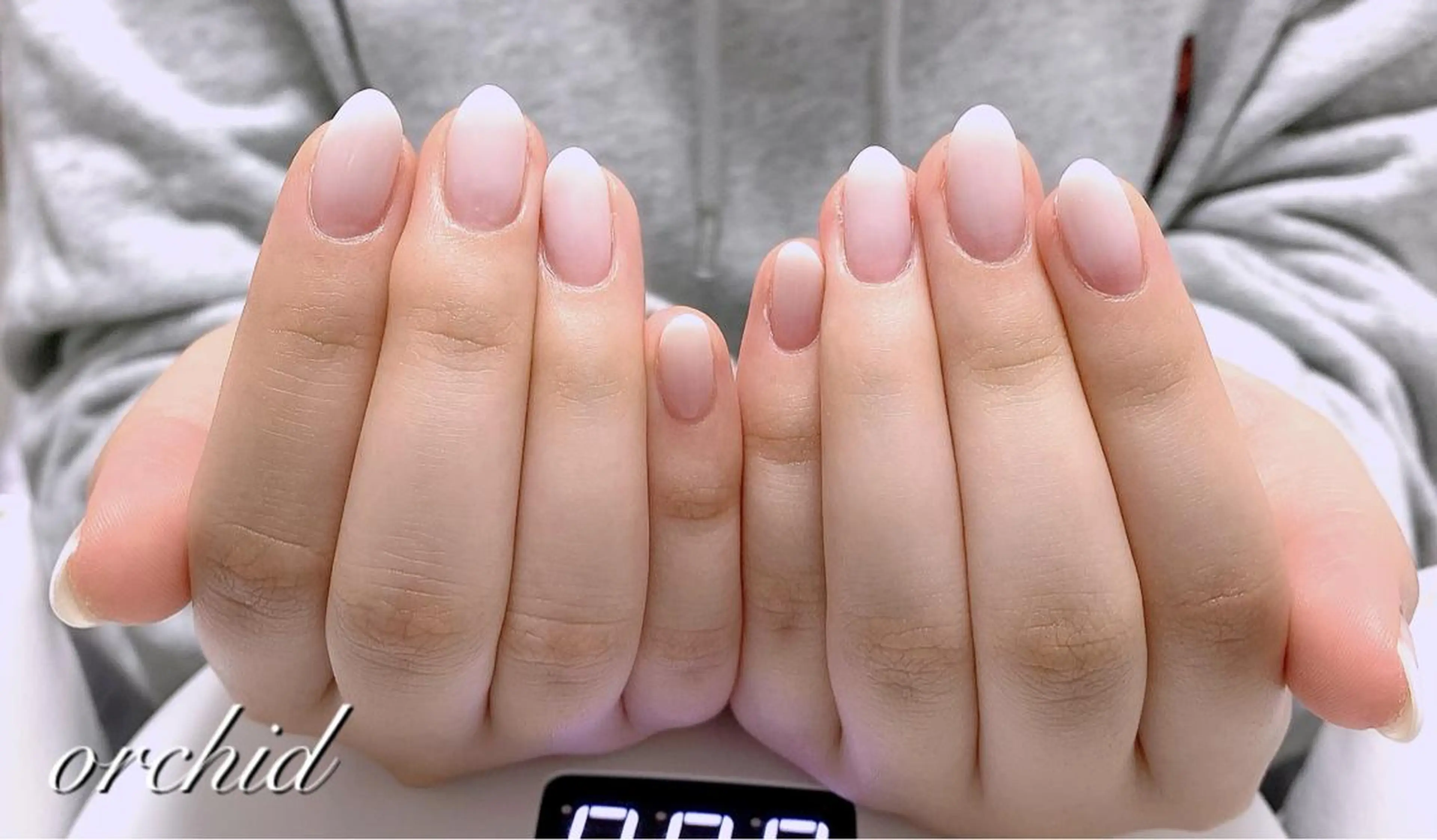 ネイル グラデーション ホワイト orchid ♡オーキッドのネイルデザイン