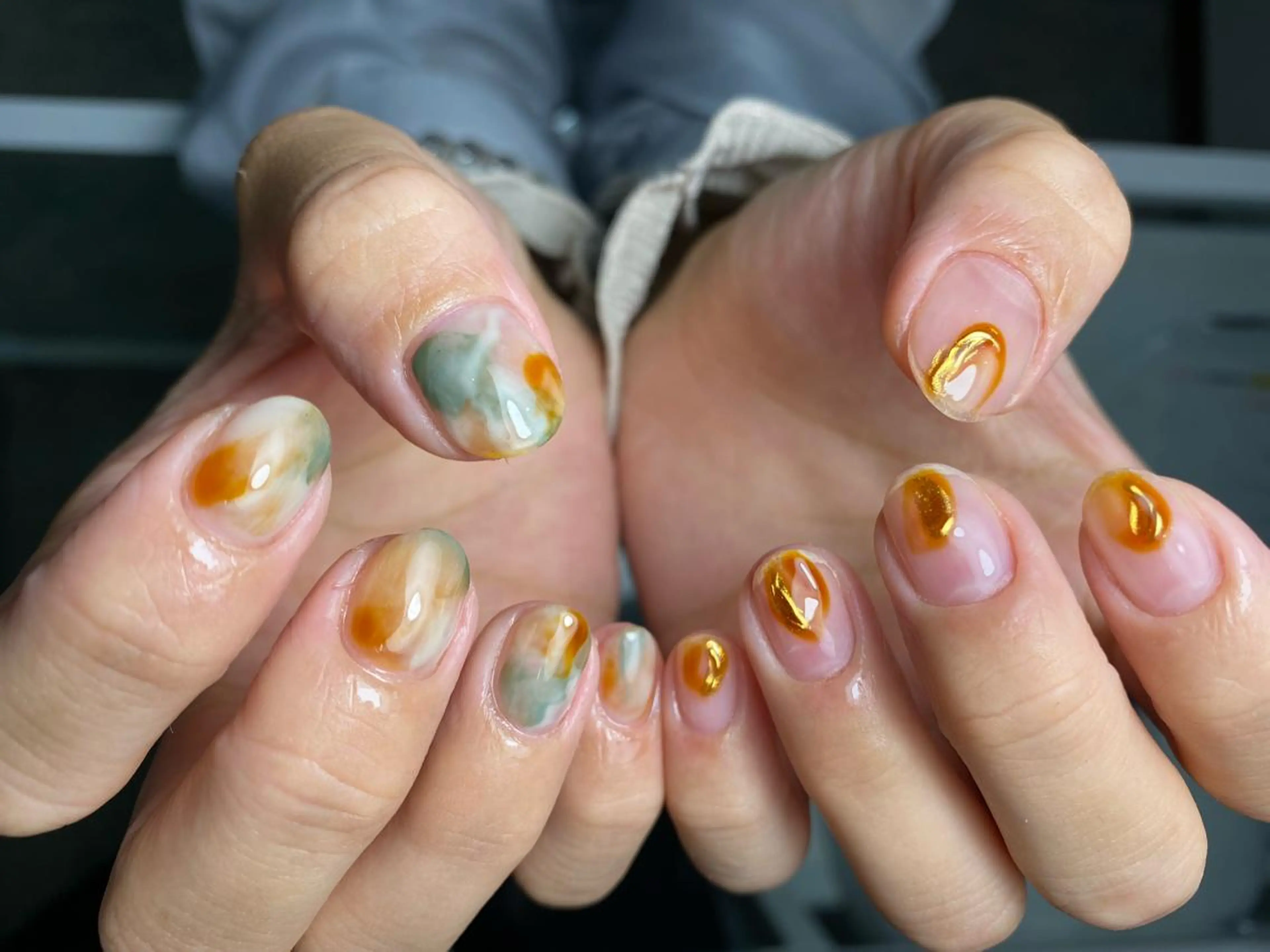 ネイル ニュアンスネイル シンプルネイル ハンドネイル フットネイル GRANDE大須 栄/店長 aki🌙のネイルデザイン