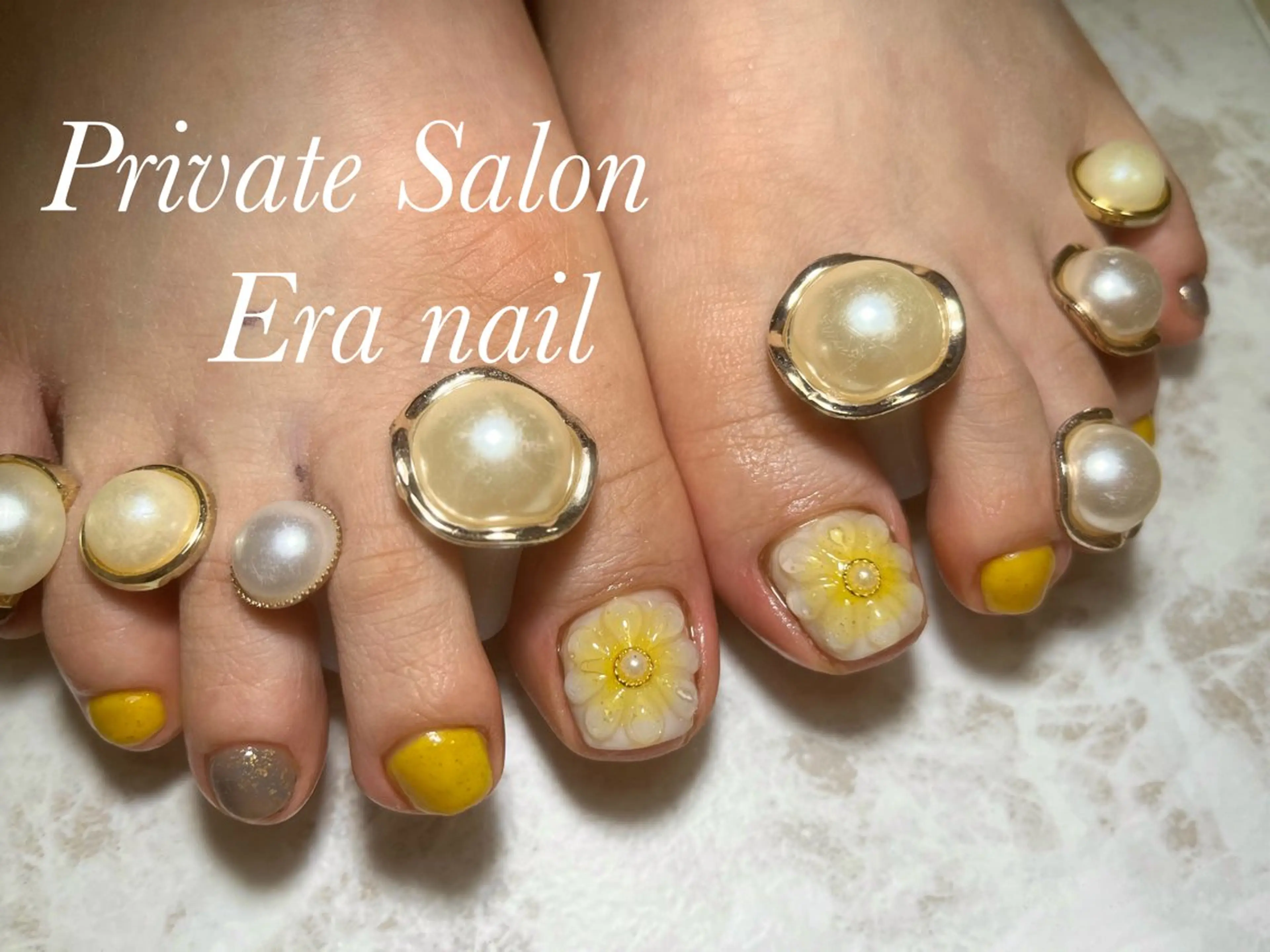 ネイル フラワーネイル フットネイル フットネイル Era nailのネイルデザイン