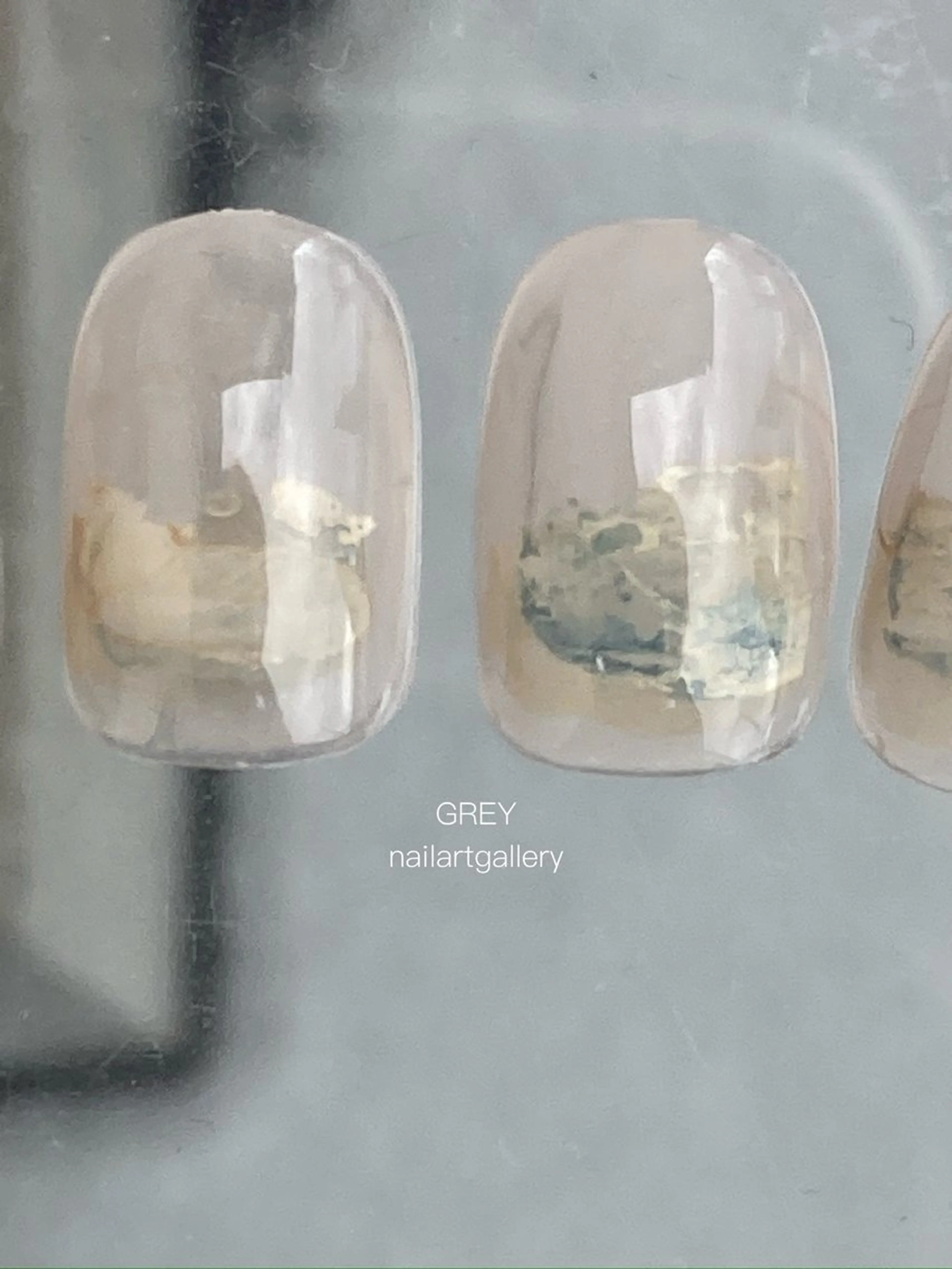 ネイル アートネイル 【GREY】 TAIRAのネイルデザイン