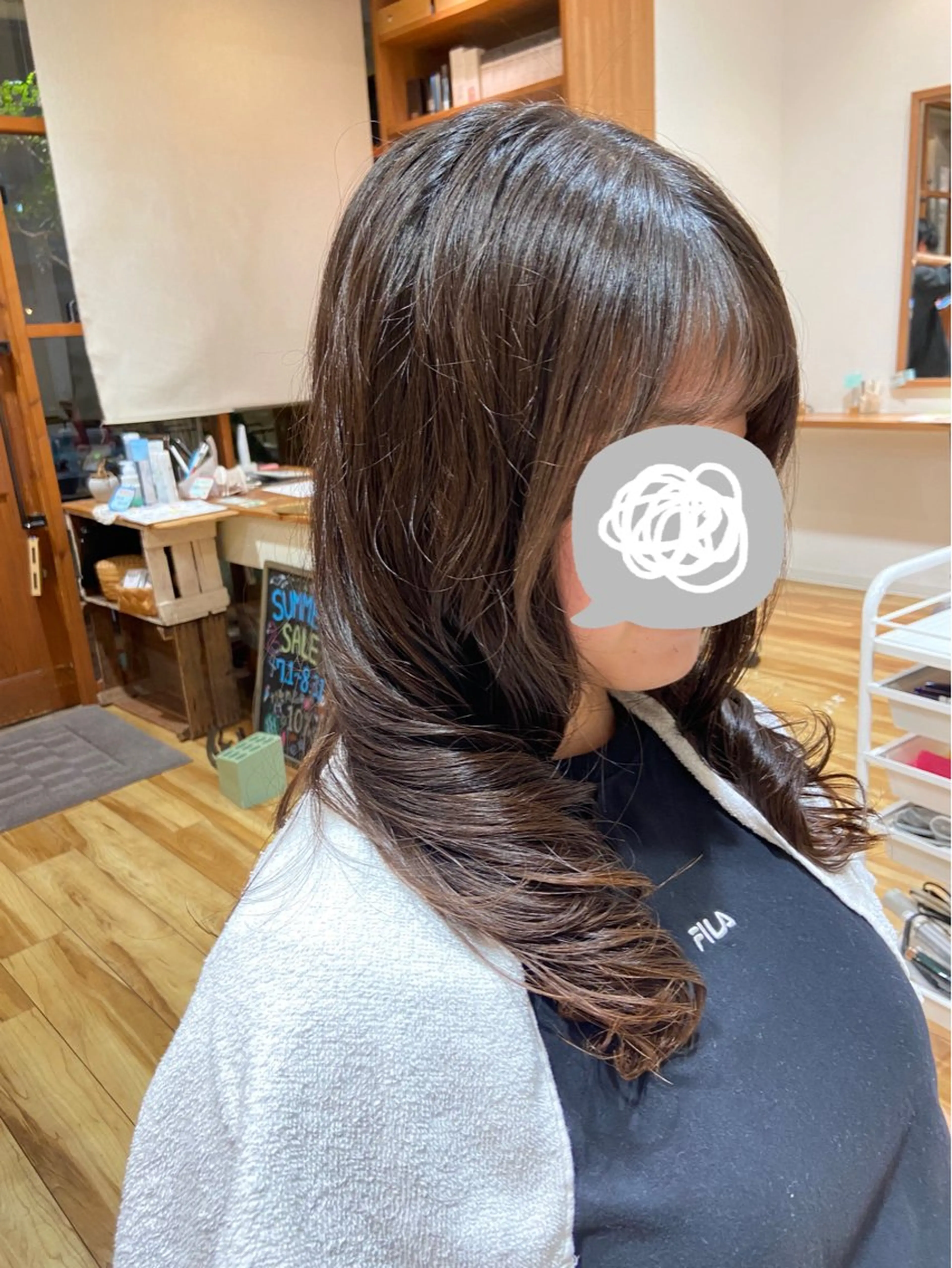ロング 高松 莉璃のヘアスタイル