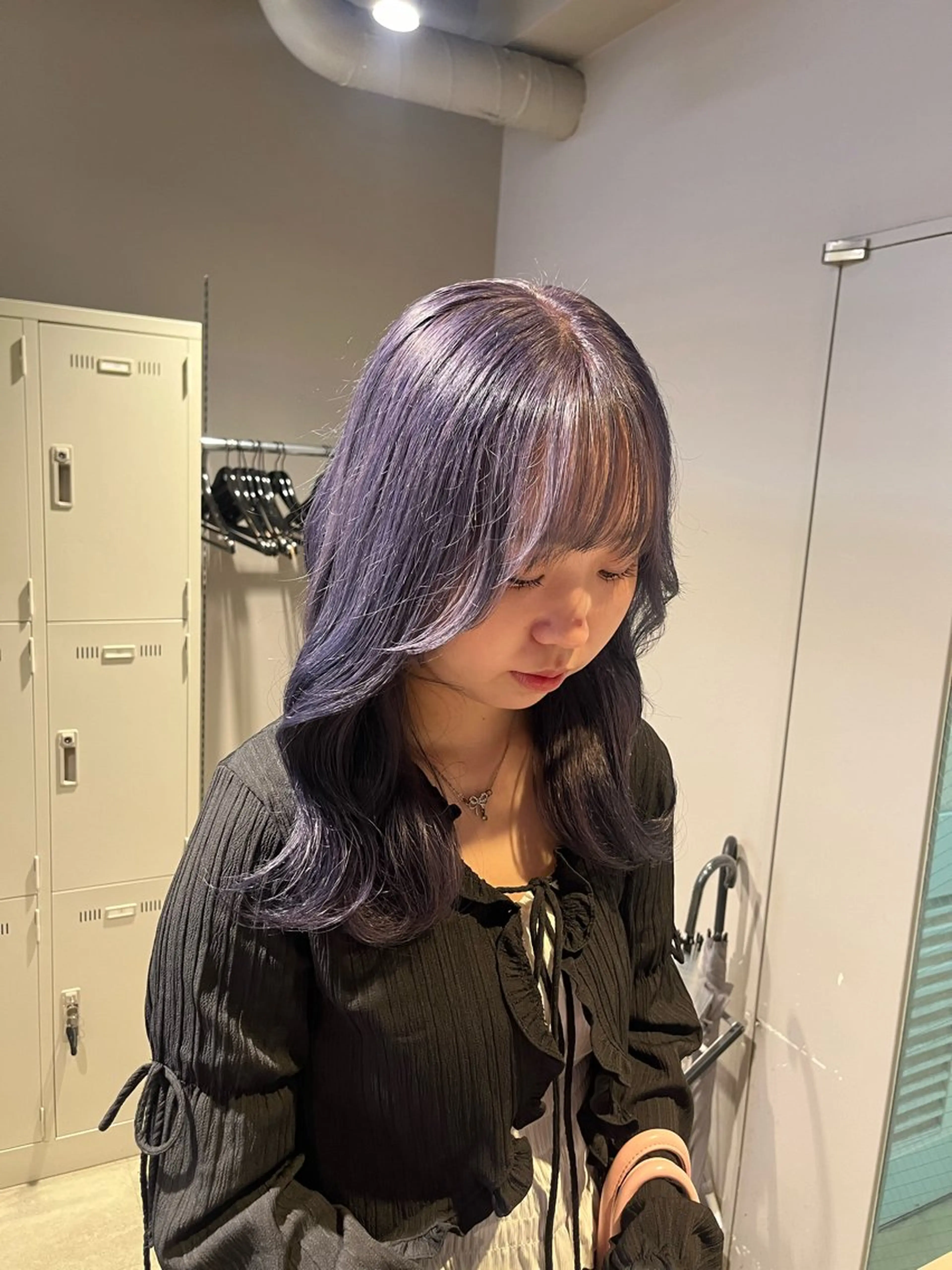 セミロング ヘアカラー トリートメント ヘッドスパ ヘアセット 寒色＆ブリーチ特化 寒色MiOのヘアスタイル