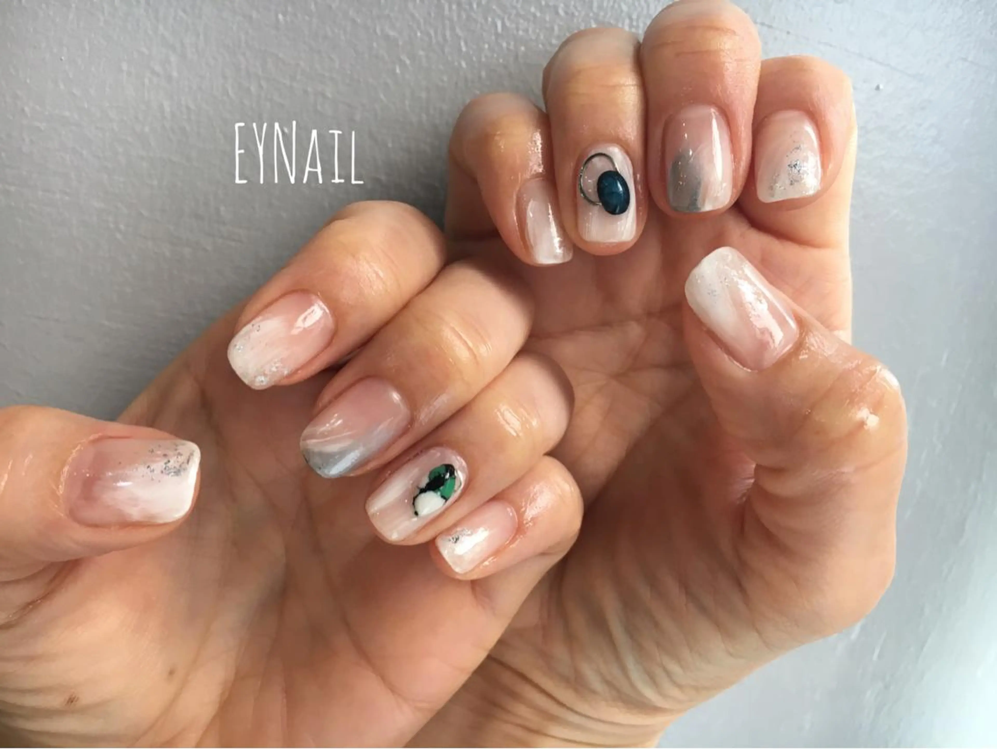 ネイル EYNail所属・EYNail Eriのネイルデザイン