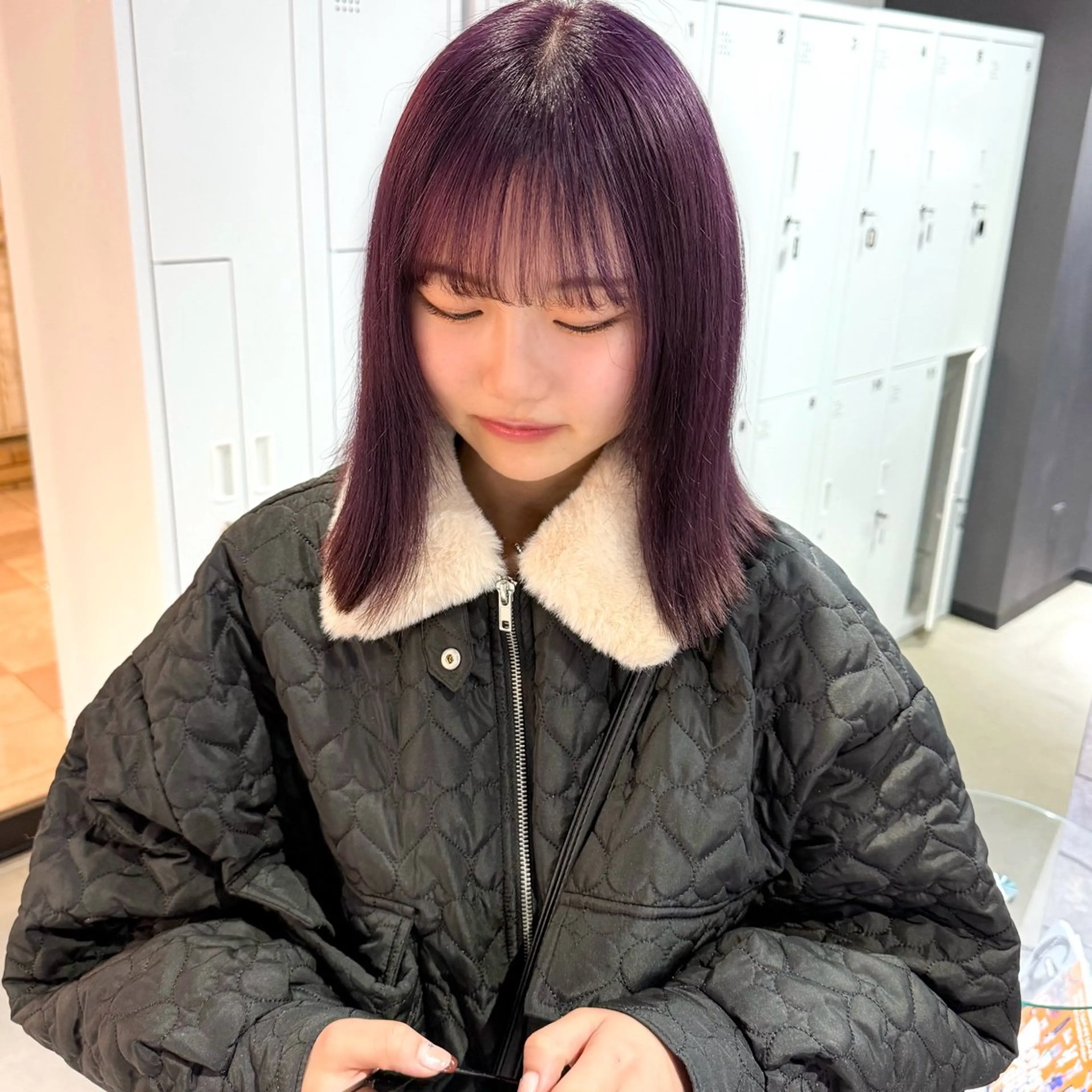 ミディアム カラー ブリーチ ケアブリーチ ラベンダーカラー ラベンダーピンク ピンクカラー ヘアカラー トリートメント 暖色/ミルクティー /レイヤー/マリア♡のヘアスタイル