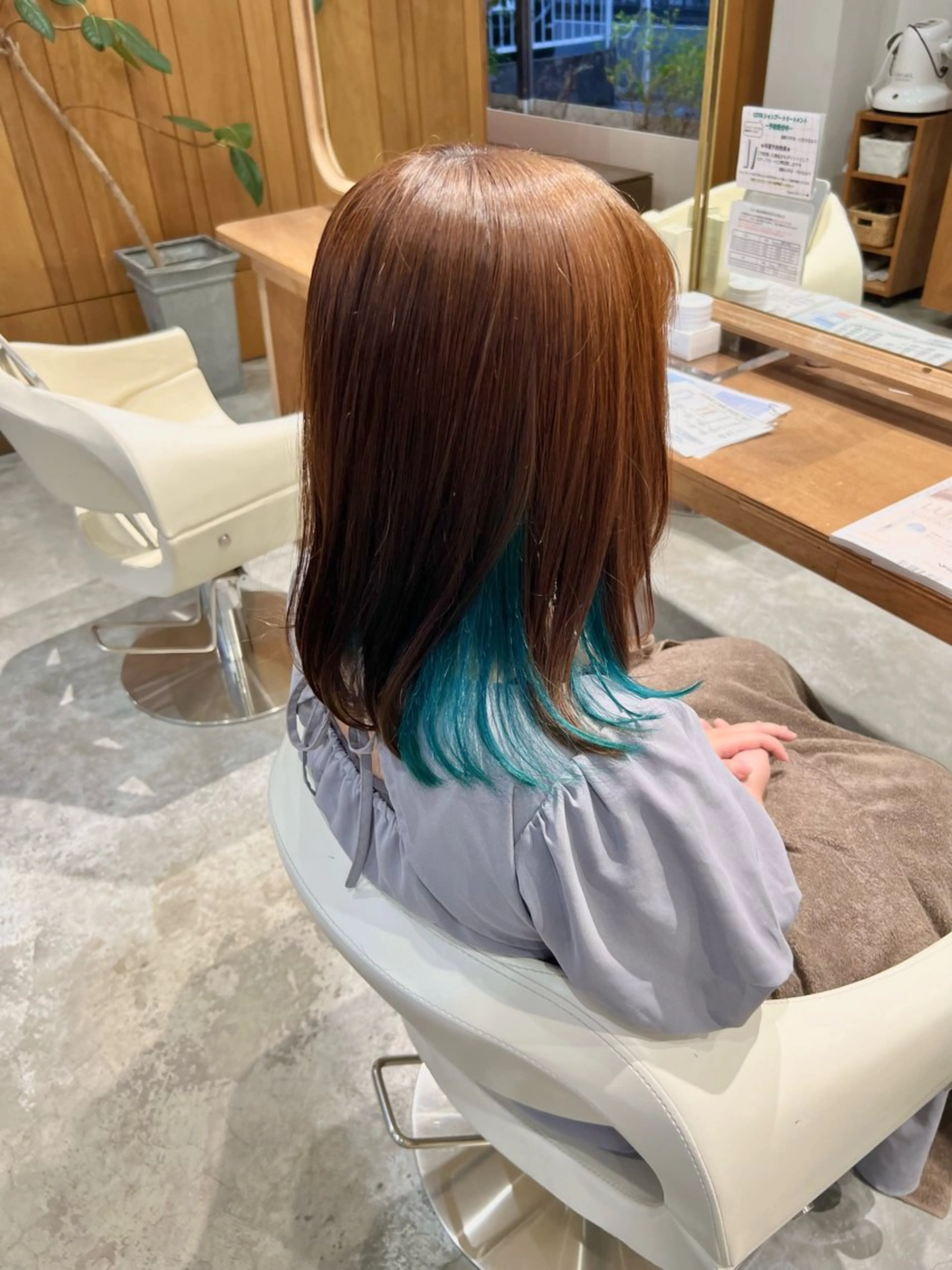 ミディアム カラー ブラウンカラー モカブラウン カット ヘアカラー フラム所属・WATANABE MISAKIのヘアスタイル