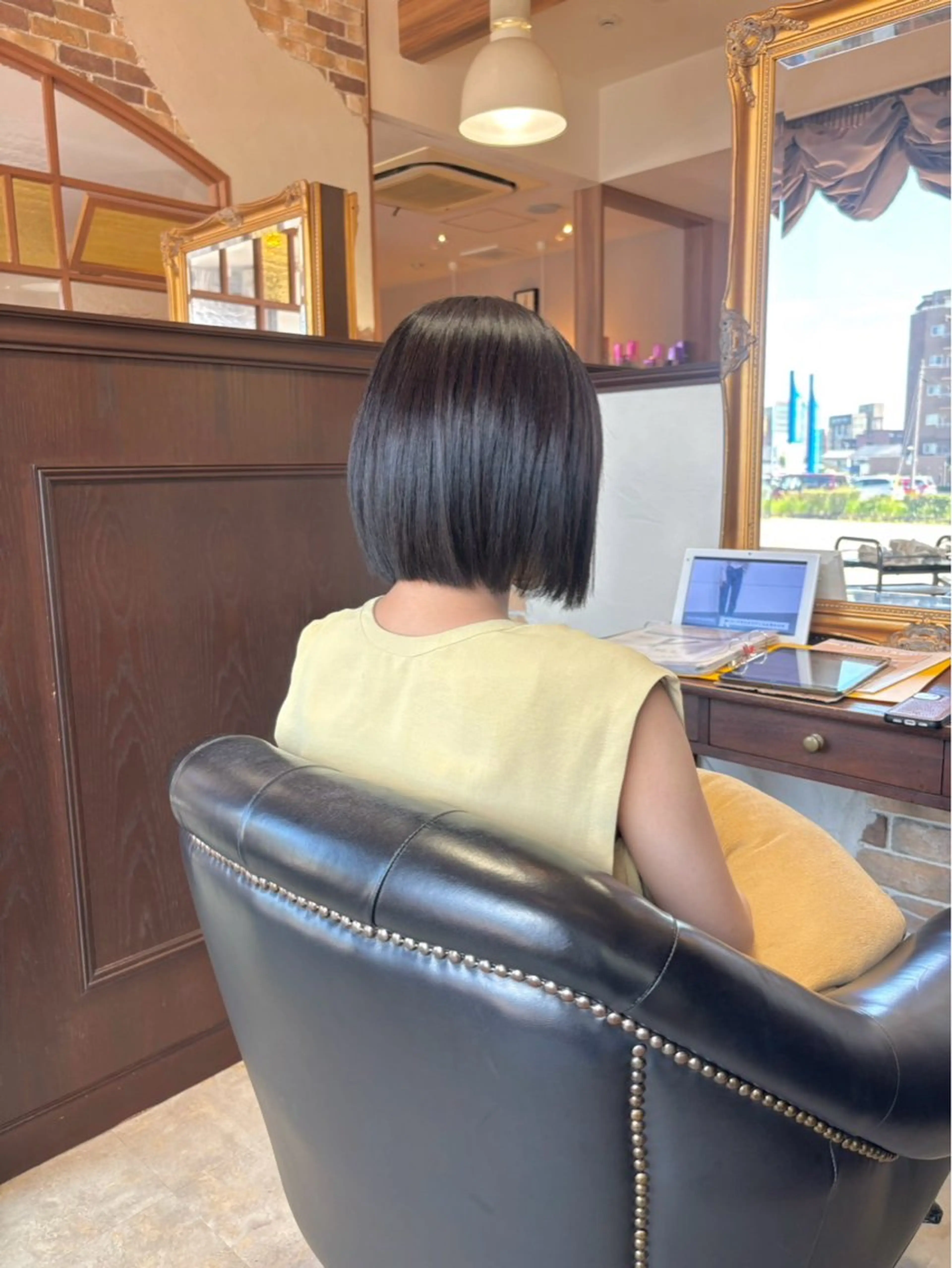 ショート adorable女池店所属・安中 莉椰のヘアスタイル