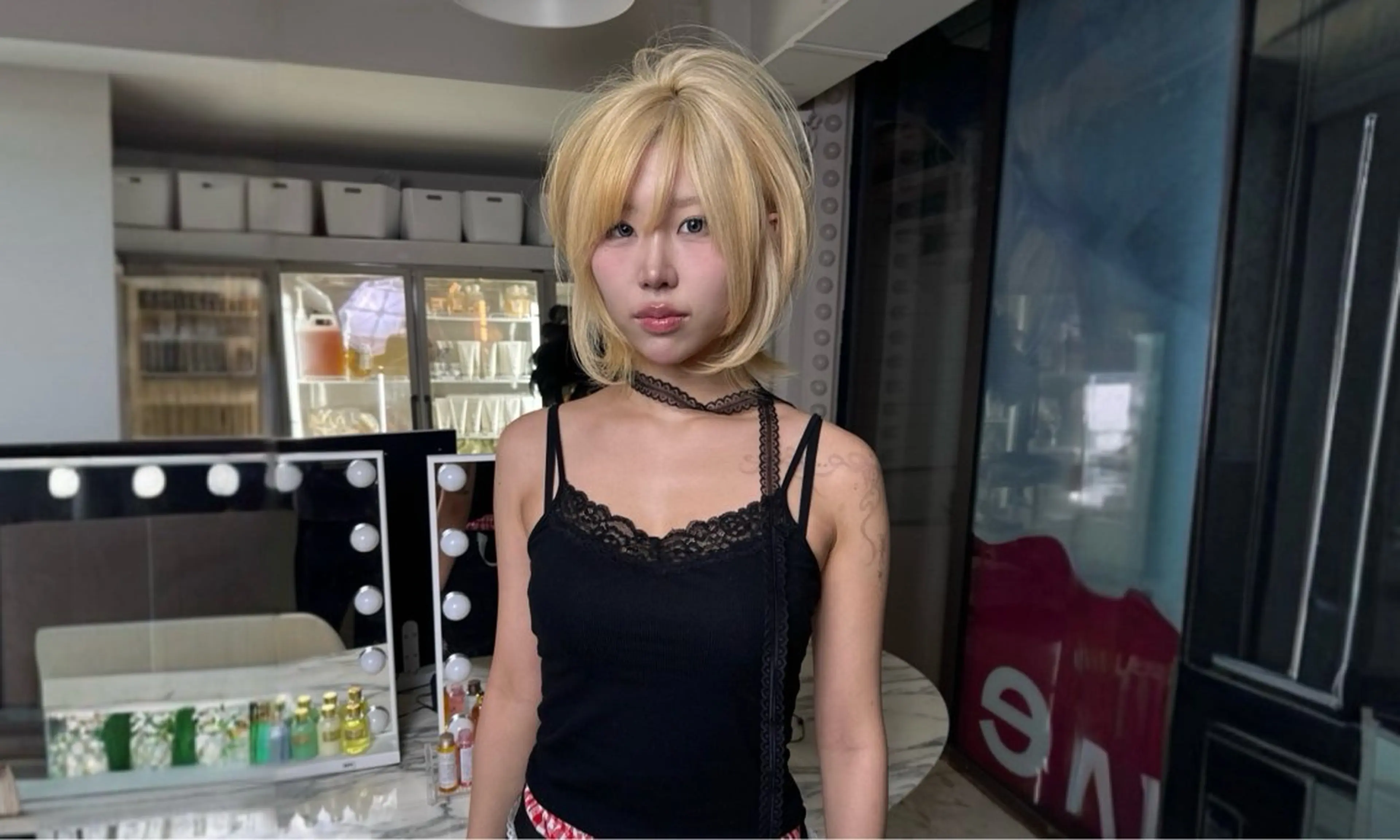 ミディアム SHIN レイヤーカットのヘアスタイル