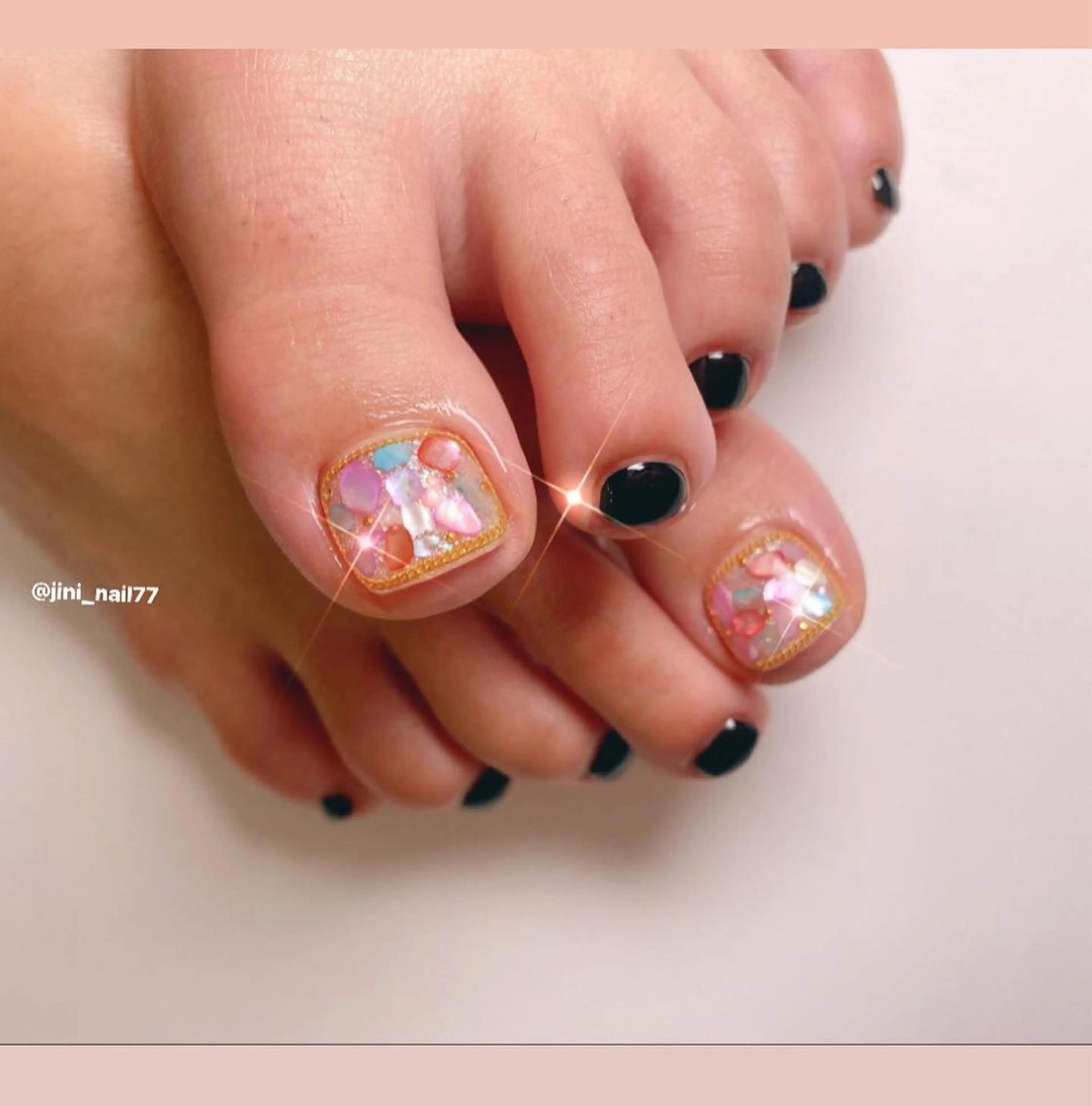 ネイル JINI NAIL所属・ジニ ネイルのネイルデザイン