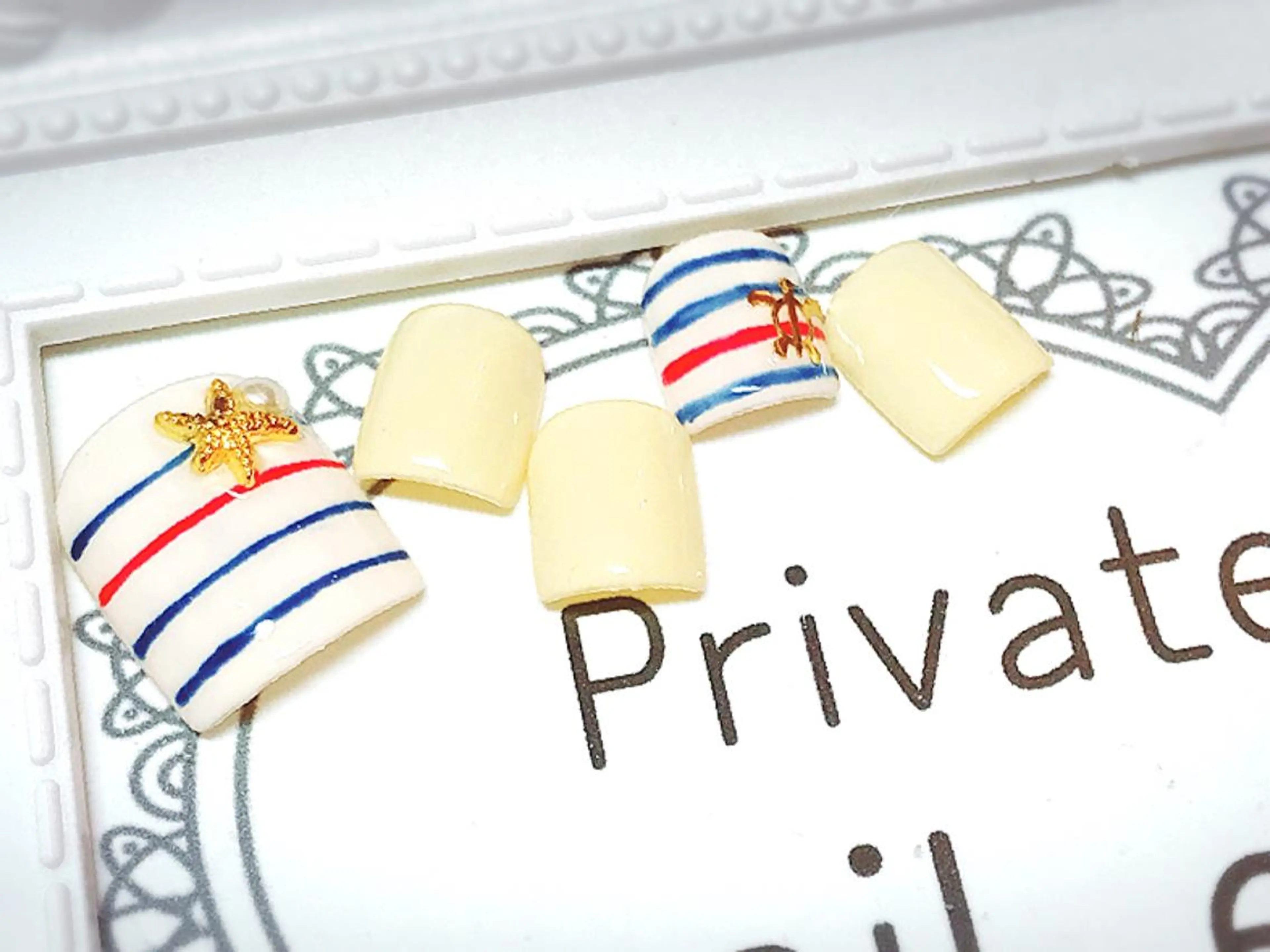 ネイル フットネイル サロン ド イロハ所属・サロンドイロハ e.satoのネイルデザイン