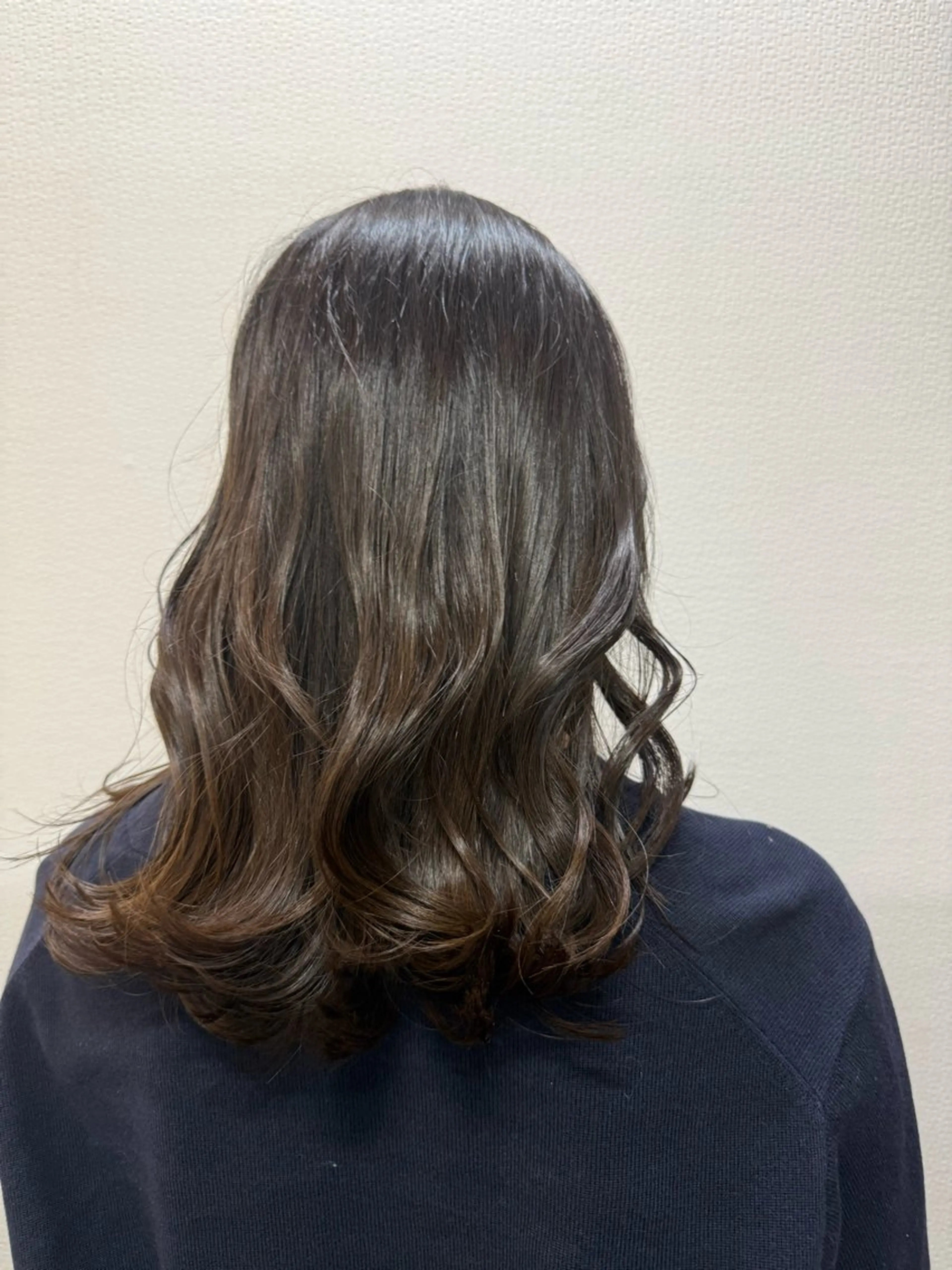 セミロング 艶カラー🕊️ ✴︎Yukari✴︎のヘアスタイル