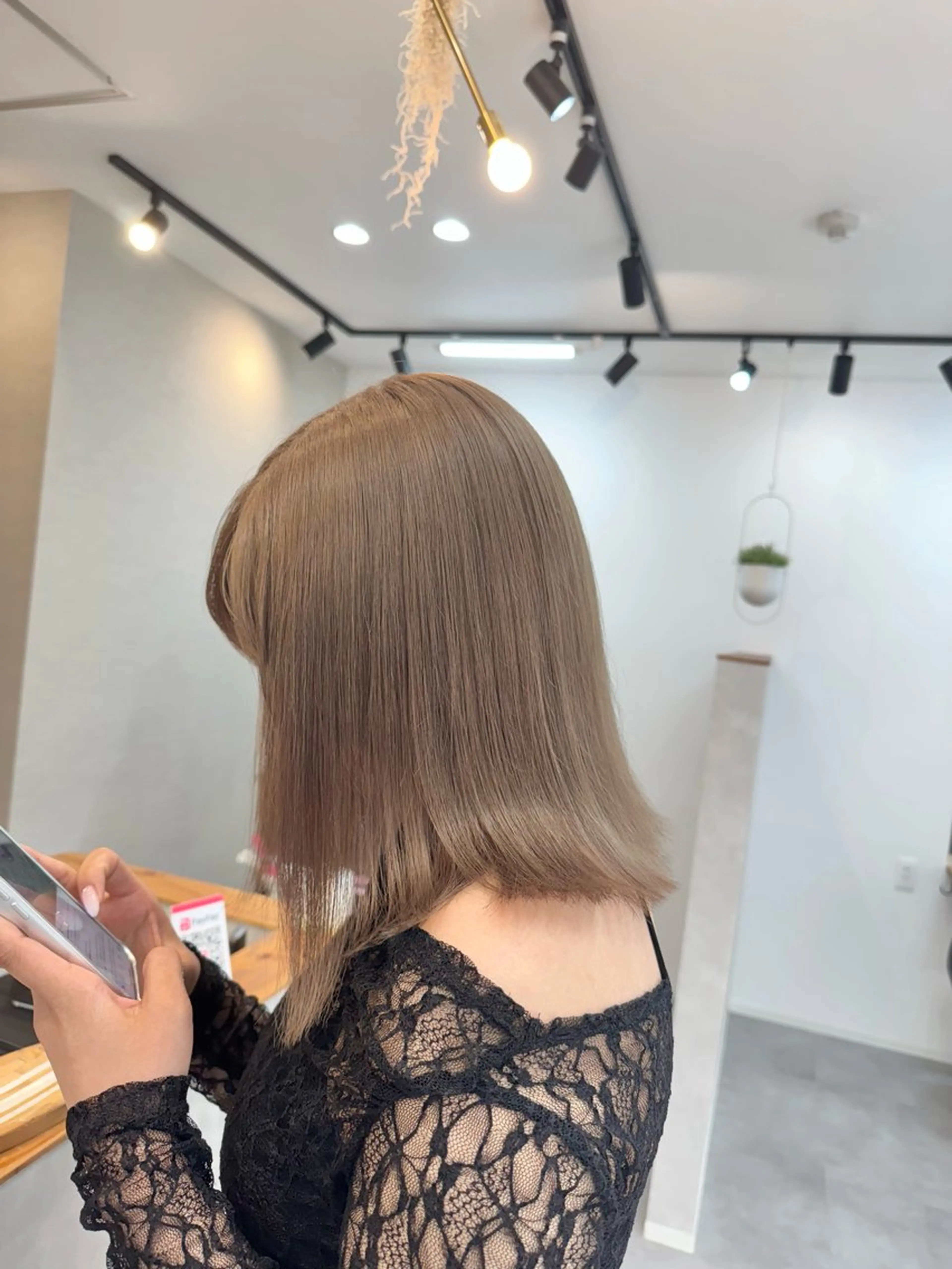 ミディアム waku所属・juna🌺/海外 ヘア/ハイトーンのヘアスタイル