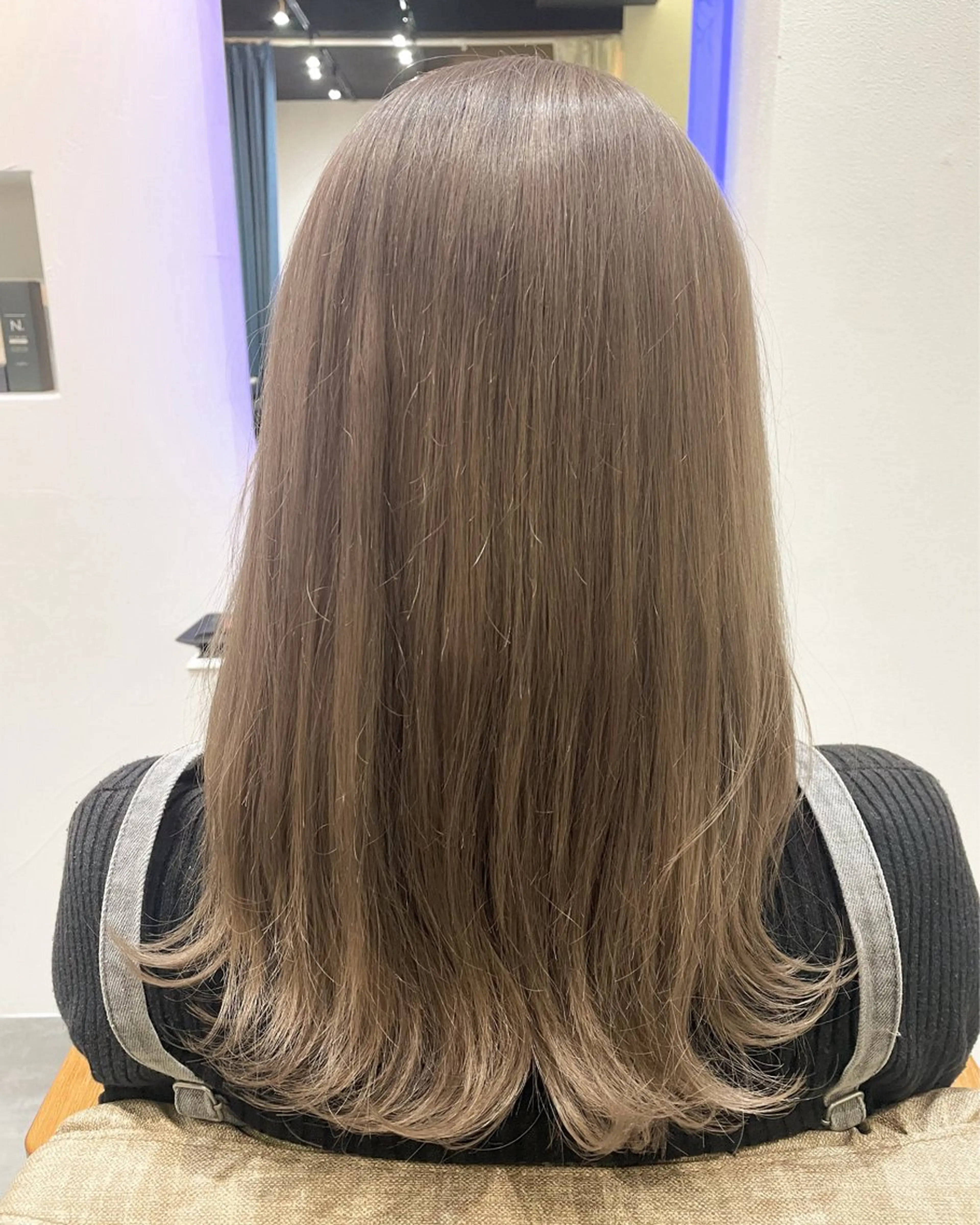 ミディアム カラー ベージュカラー ミルクティーベージュ 似合わせスタイル🪮 🌿まなべさとみ🌿のヘアスタイル