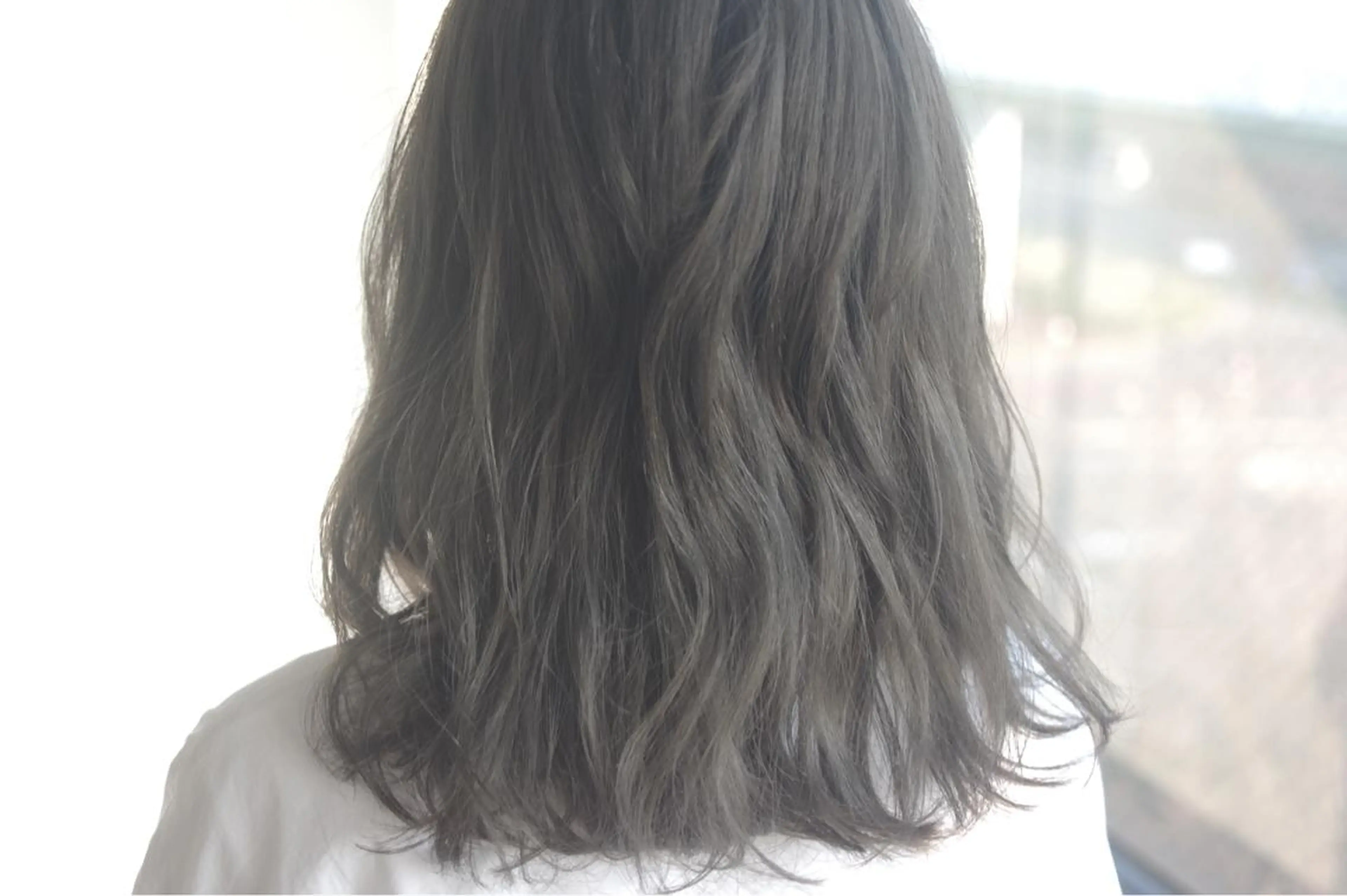 ミディアム カラー 🌈ディレクター🌈 徳松優希のヘアスタイル